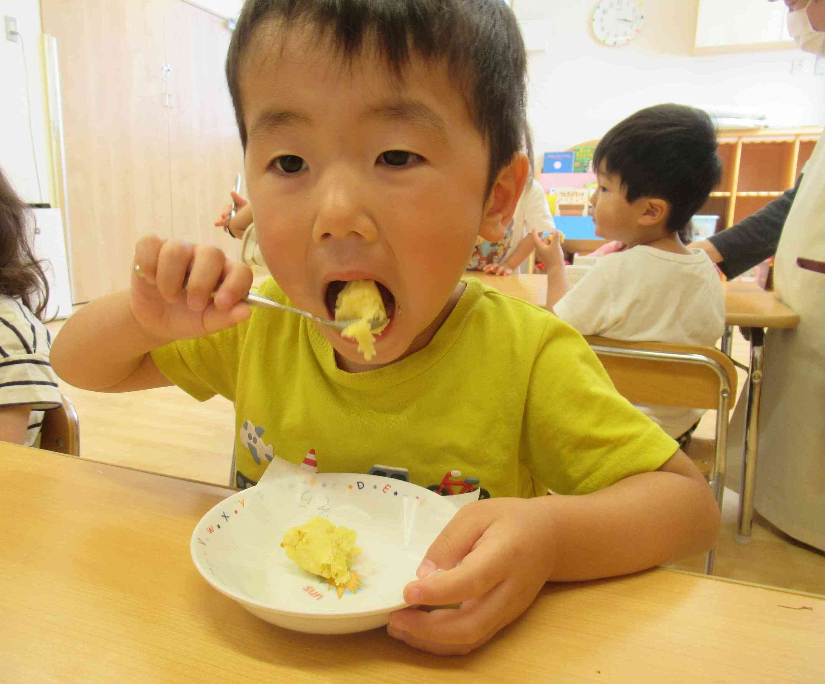 自分で作ったスイートポテトは美味しいね☆