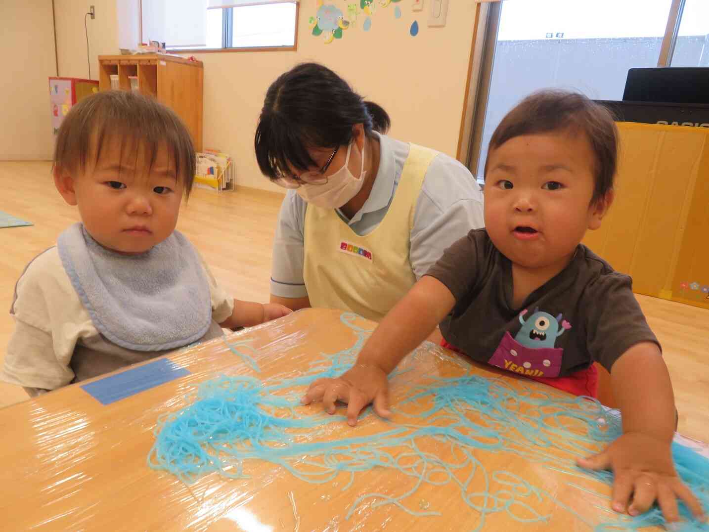 はじめての春雨遊び☆