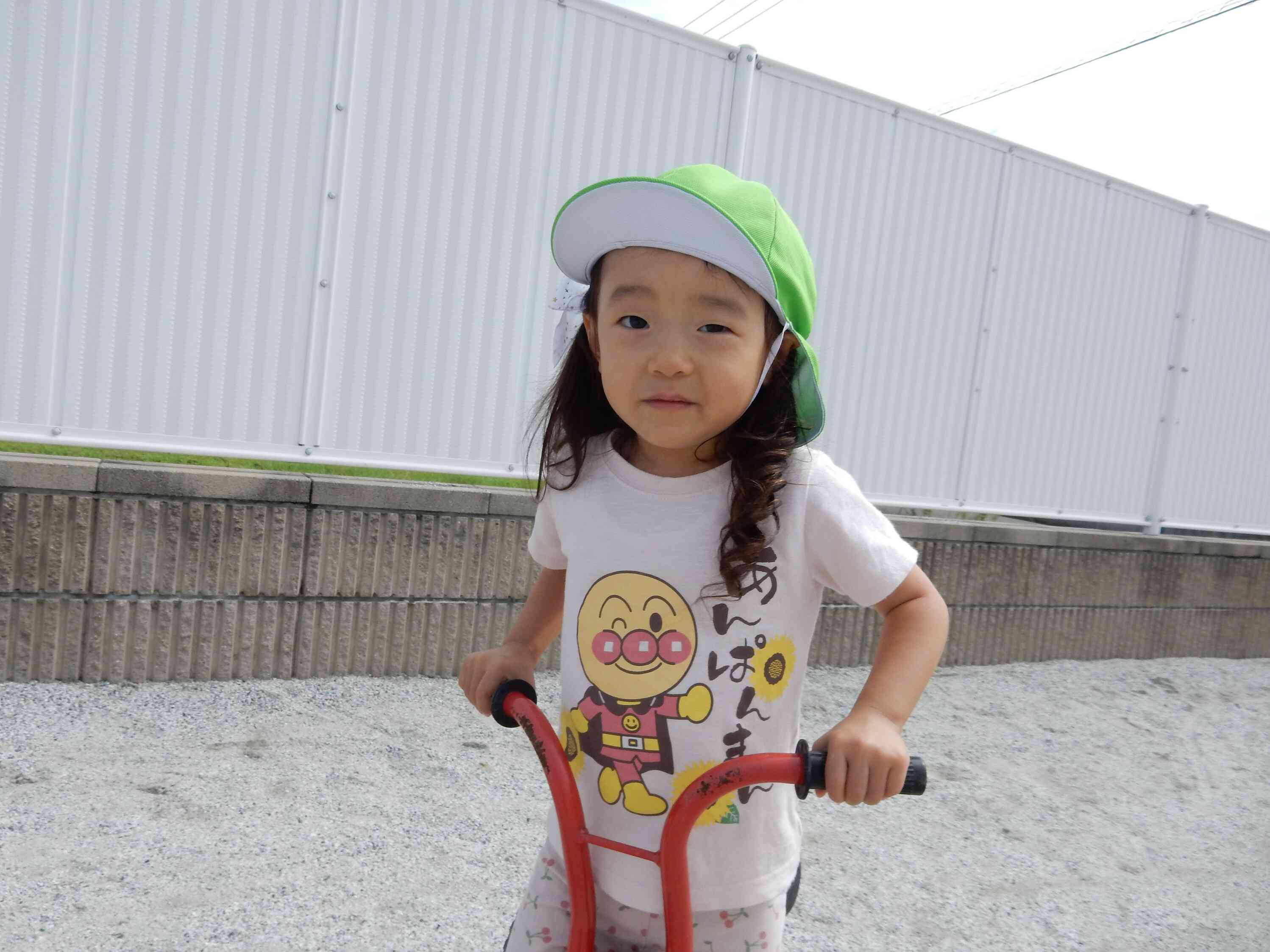 わたしは三輪車がしたいの♪