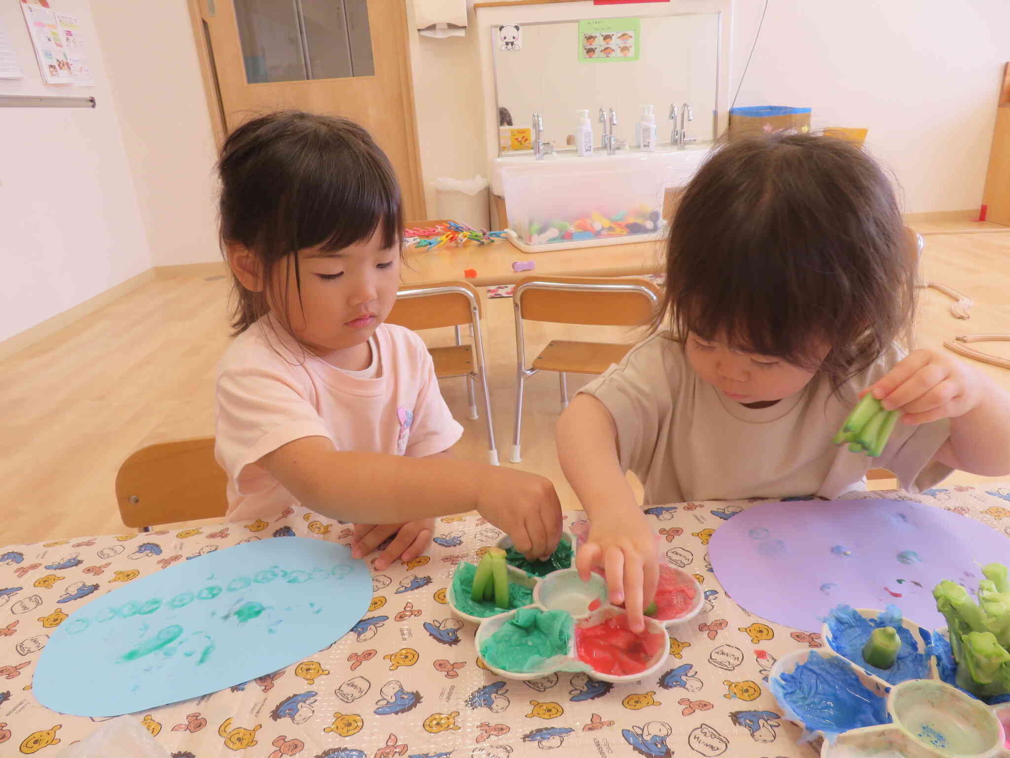 きのこ製作＆お手伝いブーム☆　うさぎ組（２歳児）