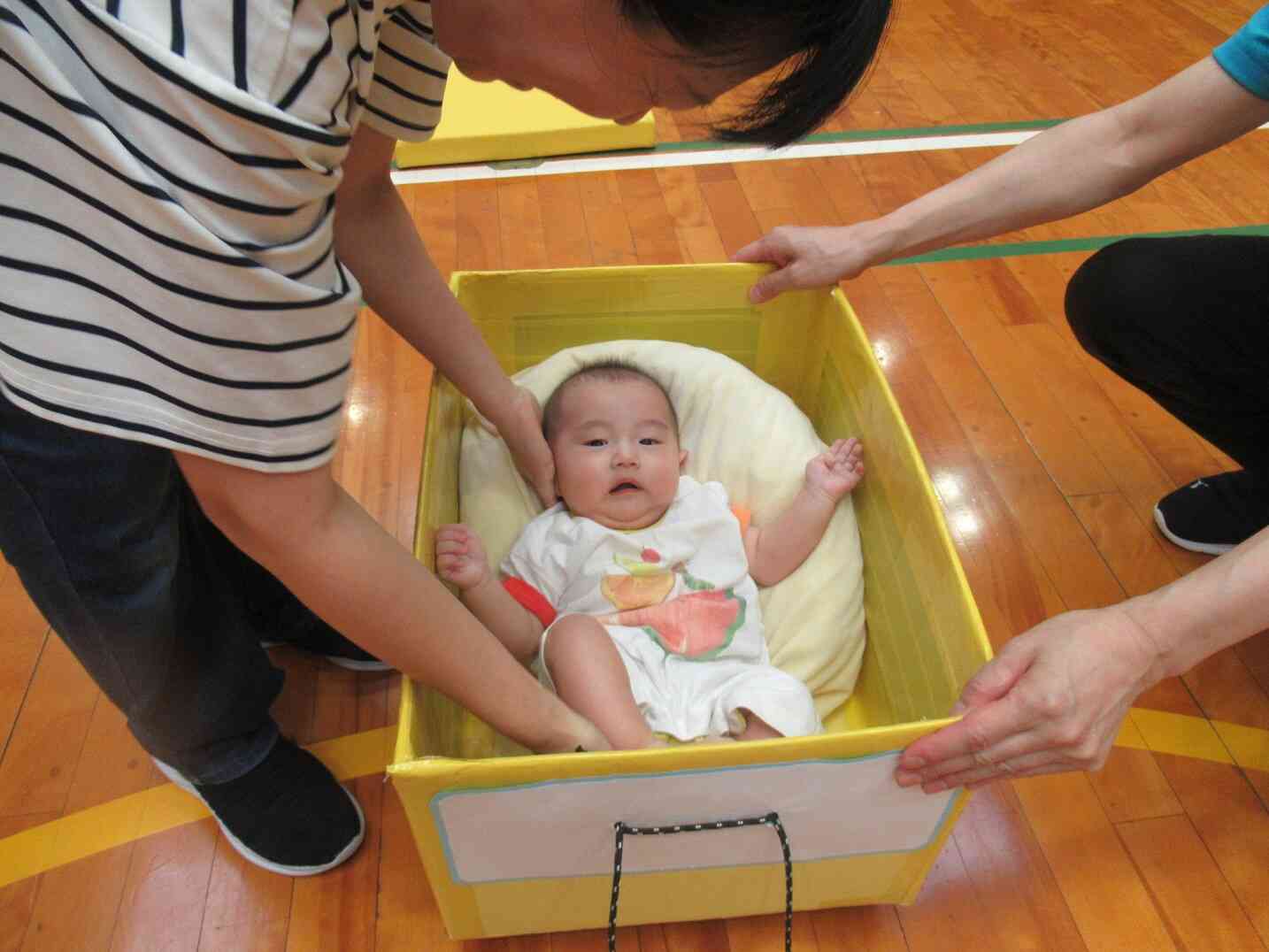 0歳「はじめてのおかいもの」①