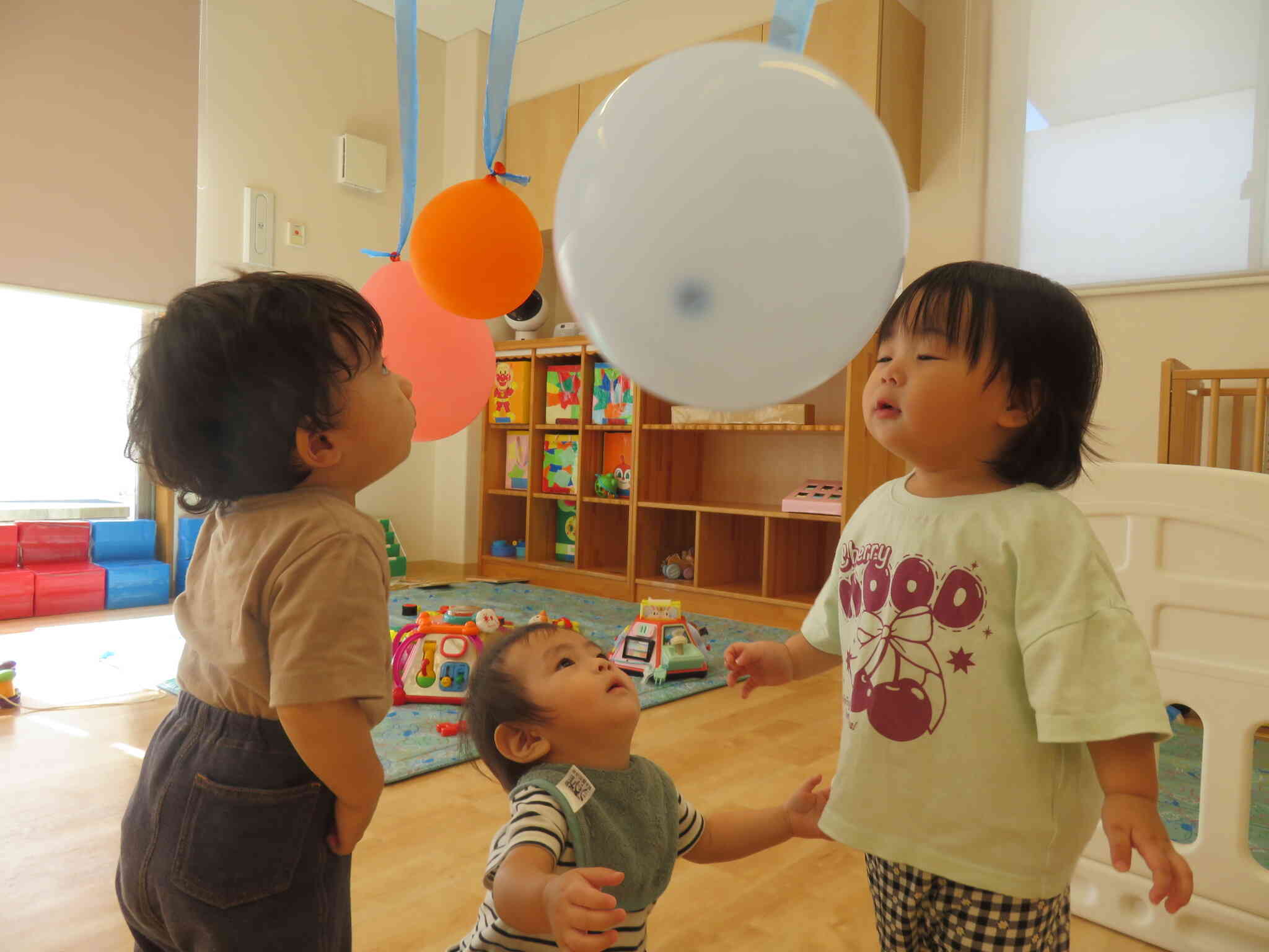 ふうせんであそぼう♫ 0歳児