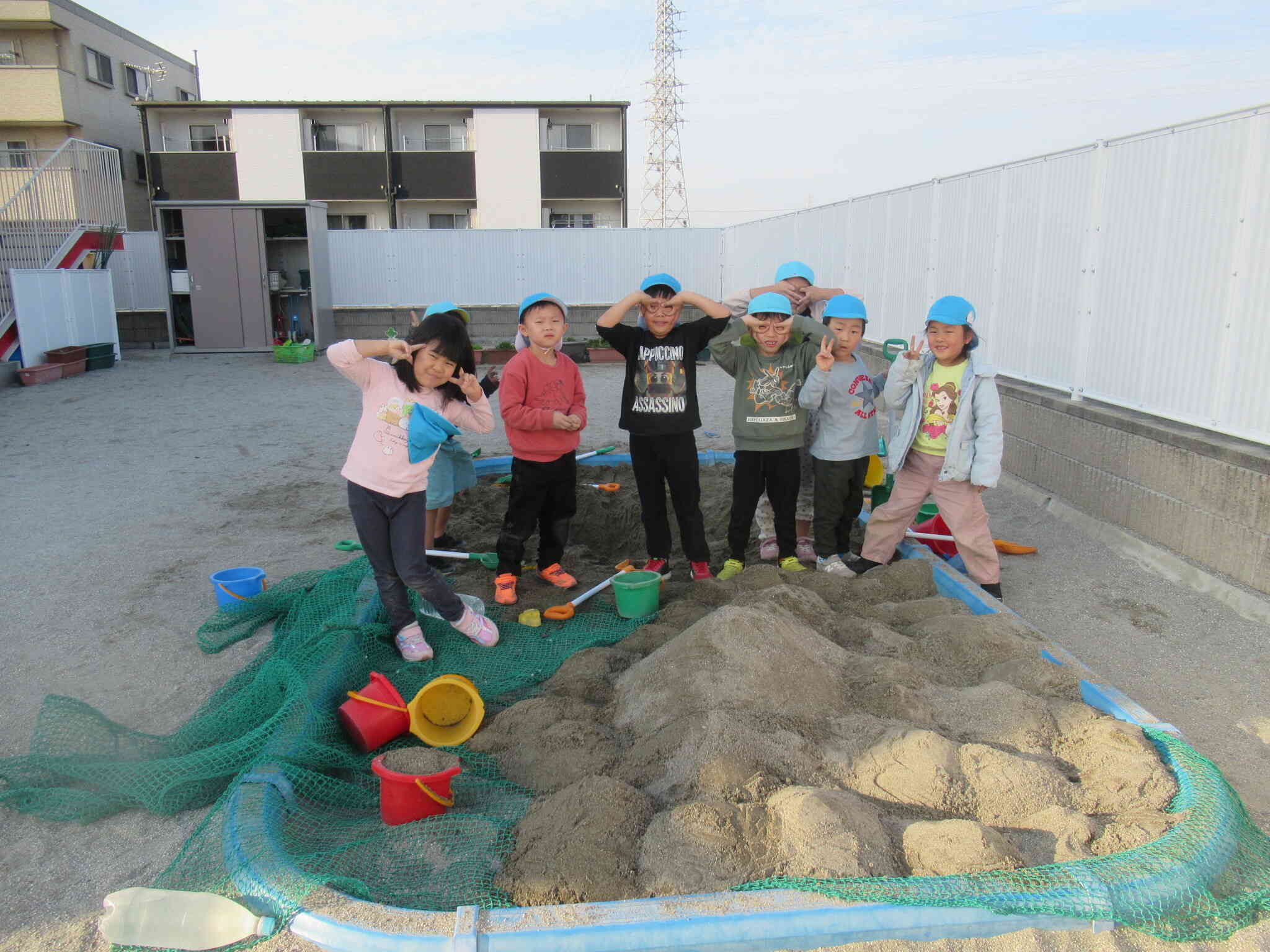 みんなで飯野山を作ったよ☆