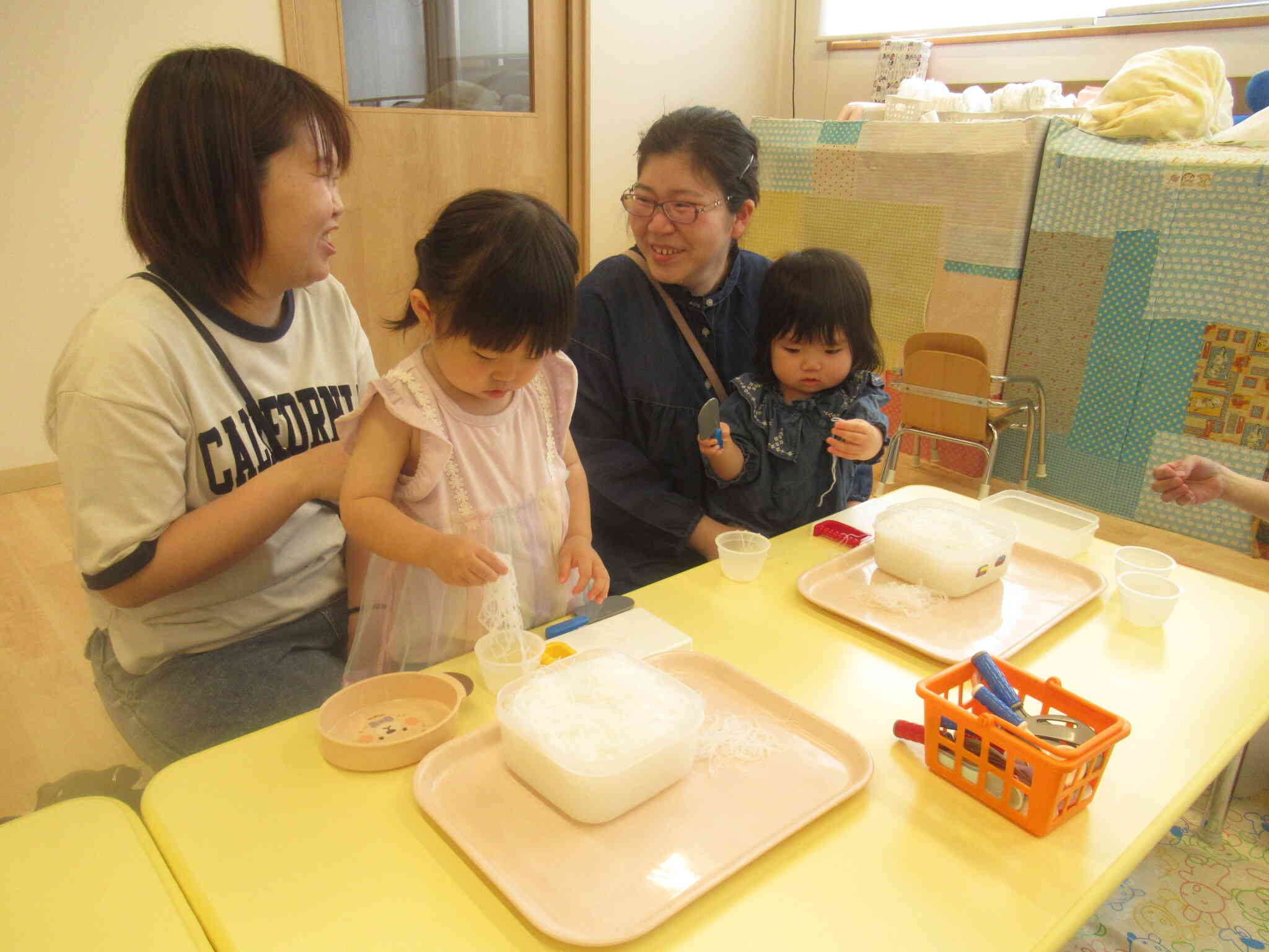 同い年のお子さん同士！話がはずみます。