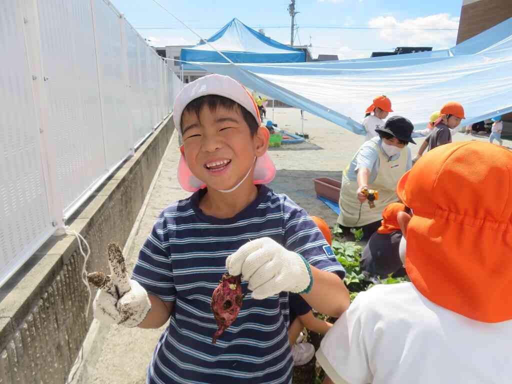 秋の収穫祭・芋ほり☆5歳児