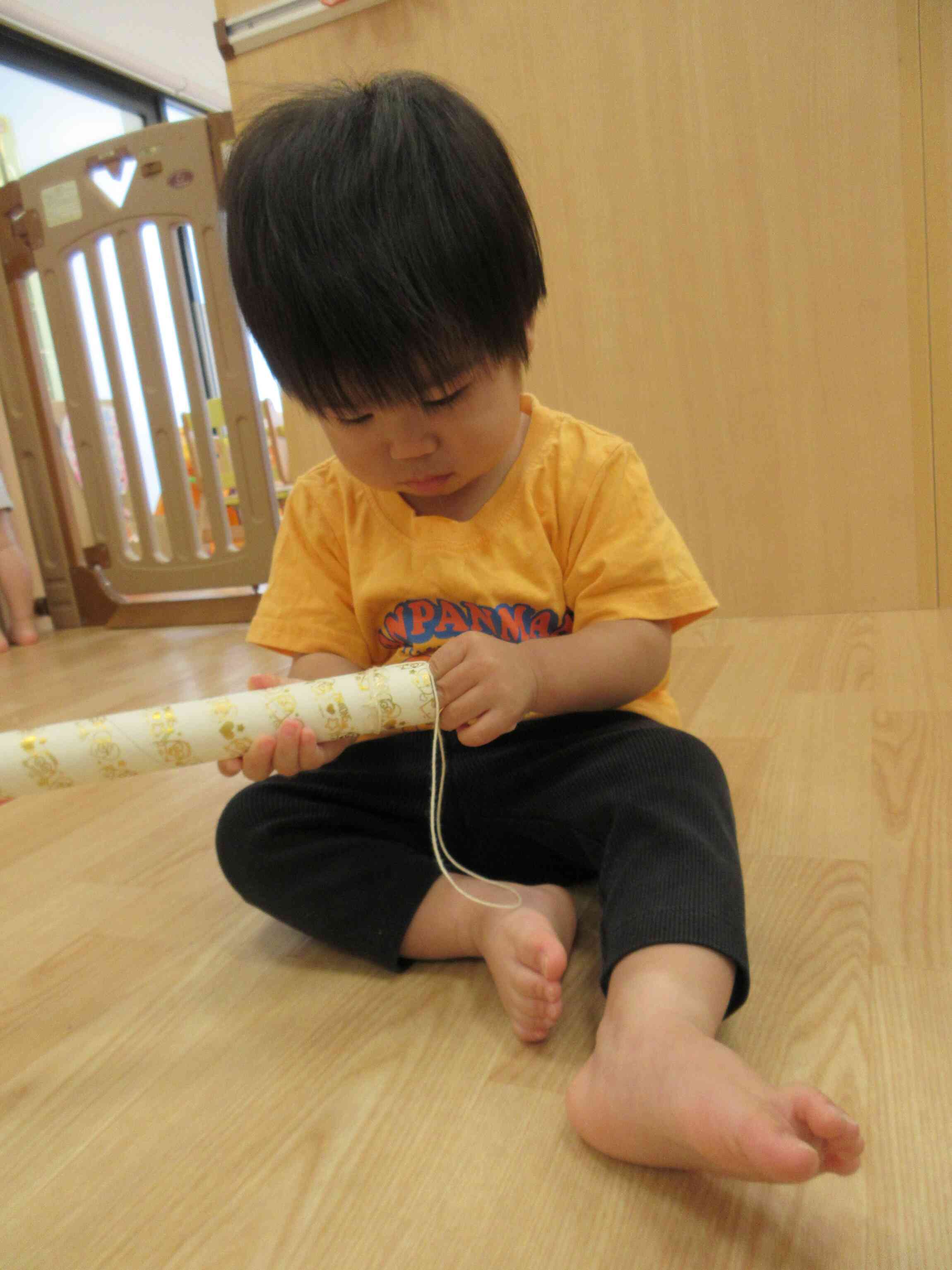 どんななっているのかな～と竿に興味津々♪
