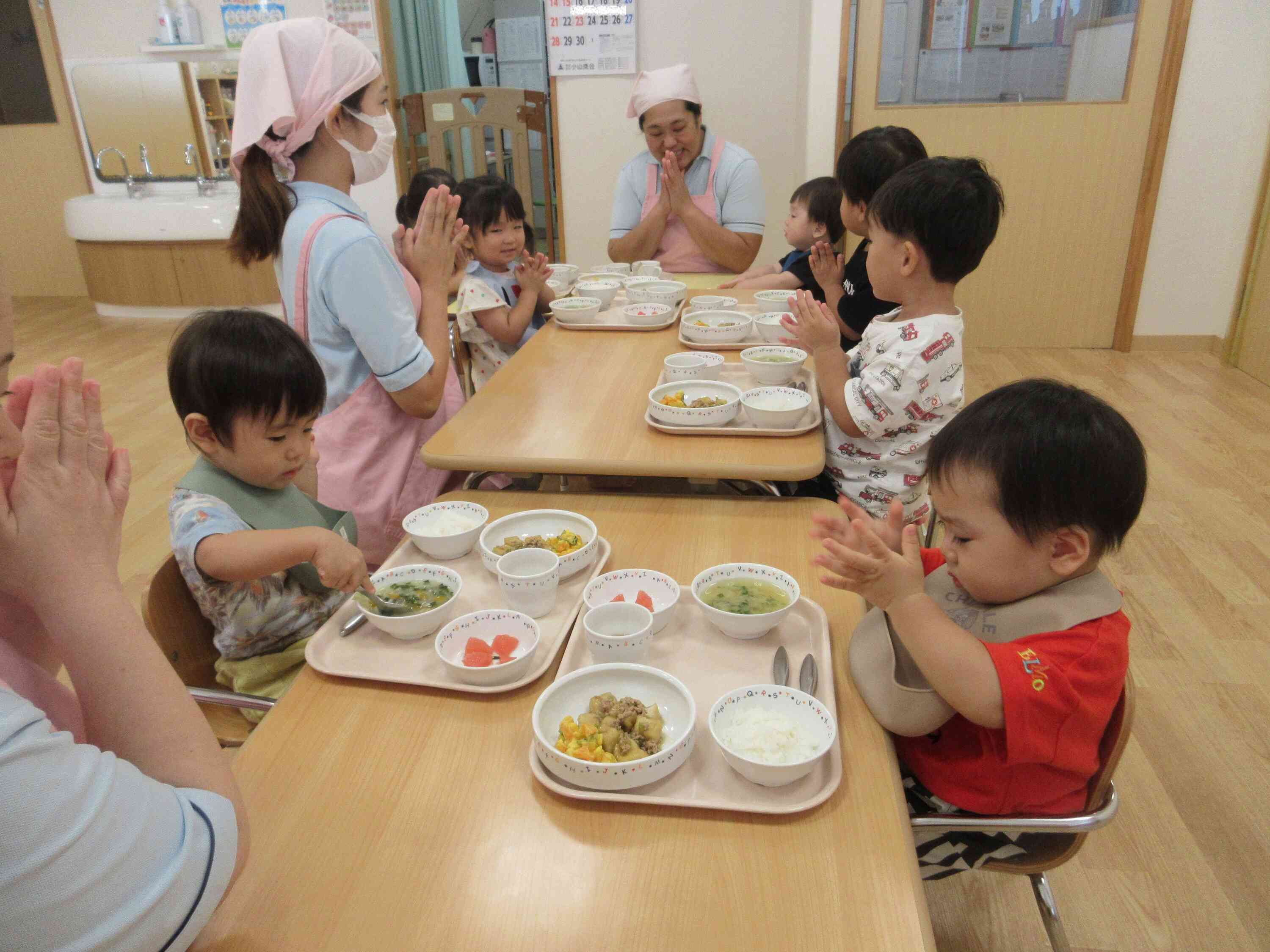 給食の様子♪