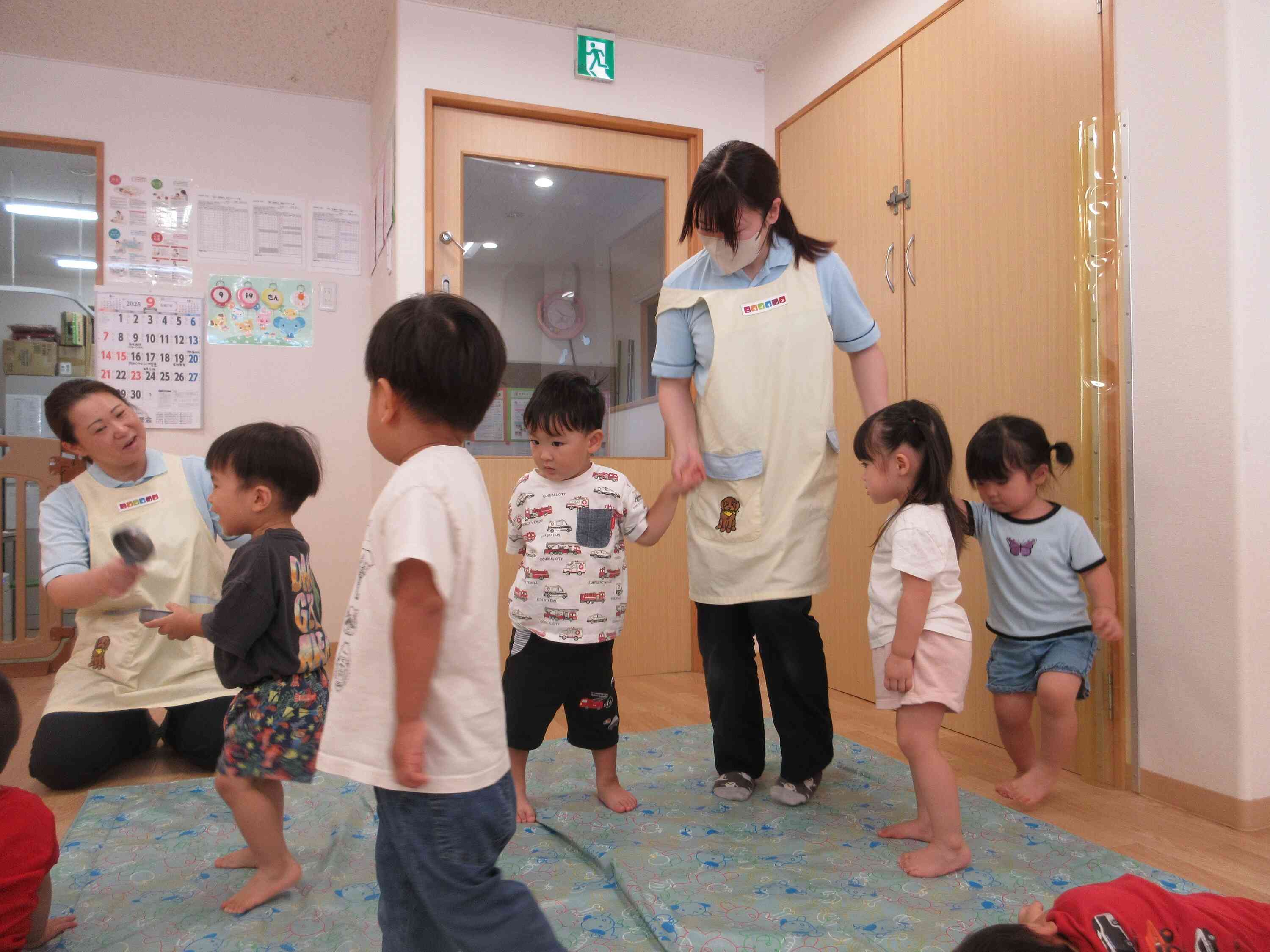 みんなでグルグルダンス♪