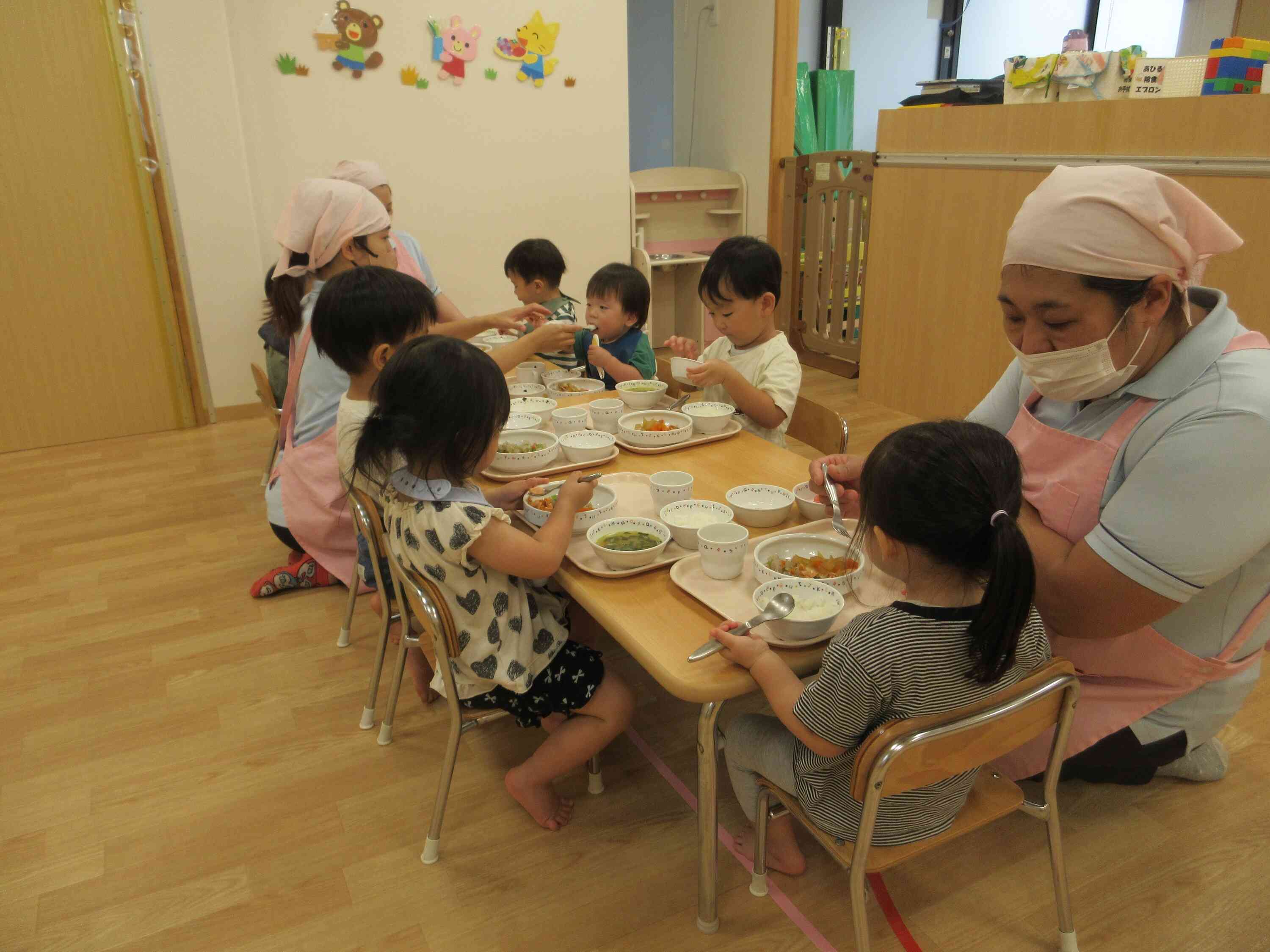 お給食の様子♪