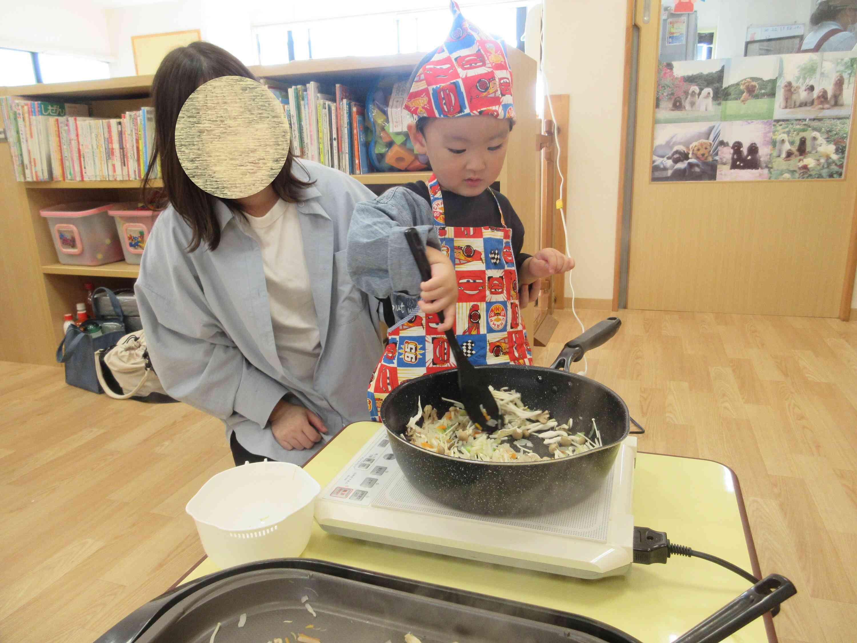 さすがうさぎぐみさん！！　とっても上手に混ぜてくれました♪