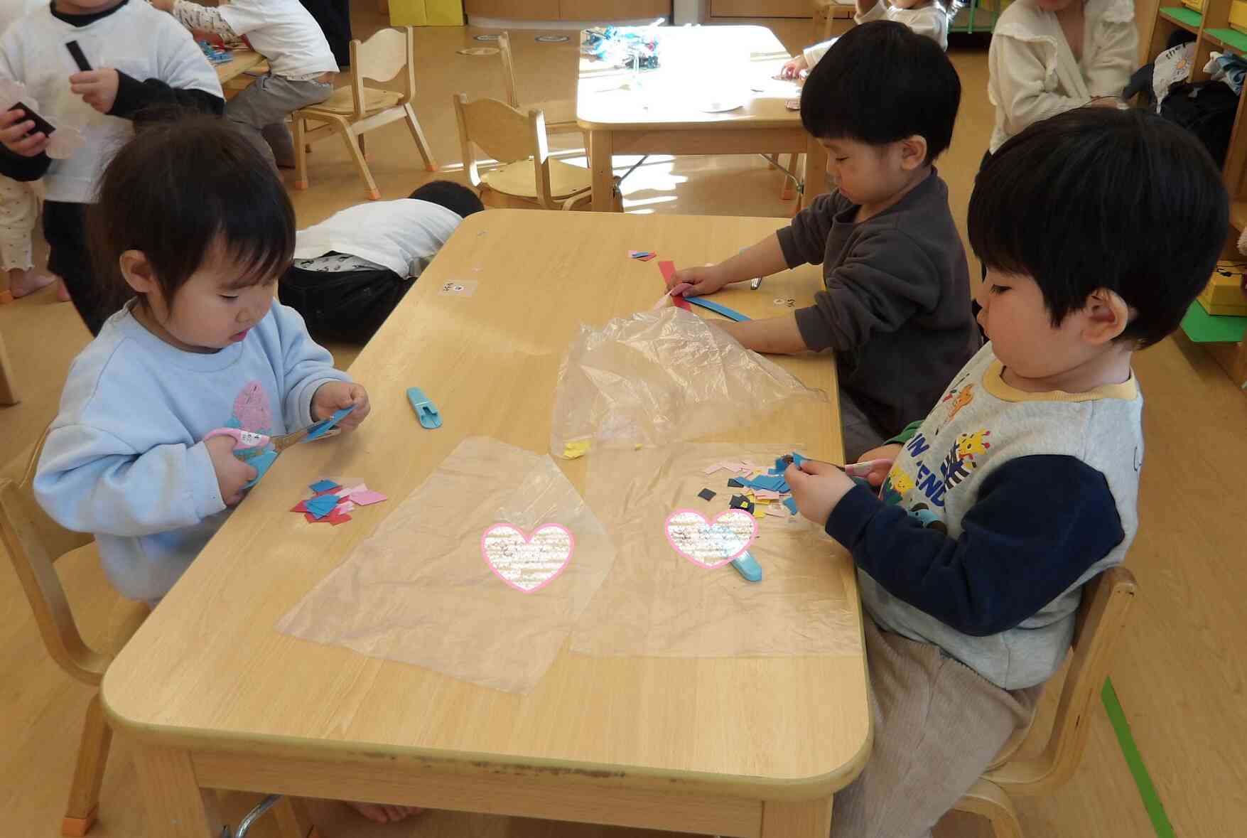 鬼の面 製作~2歳児 うさぎ組~