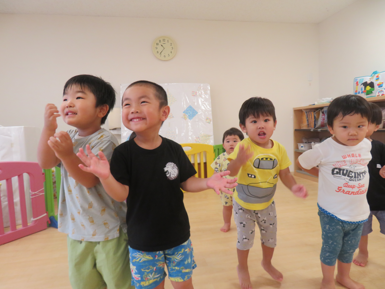 ☆お部屋で遊んだよ☆