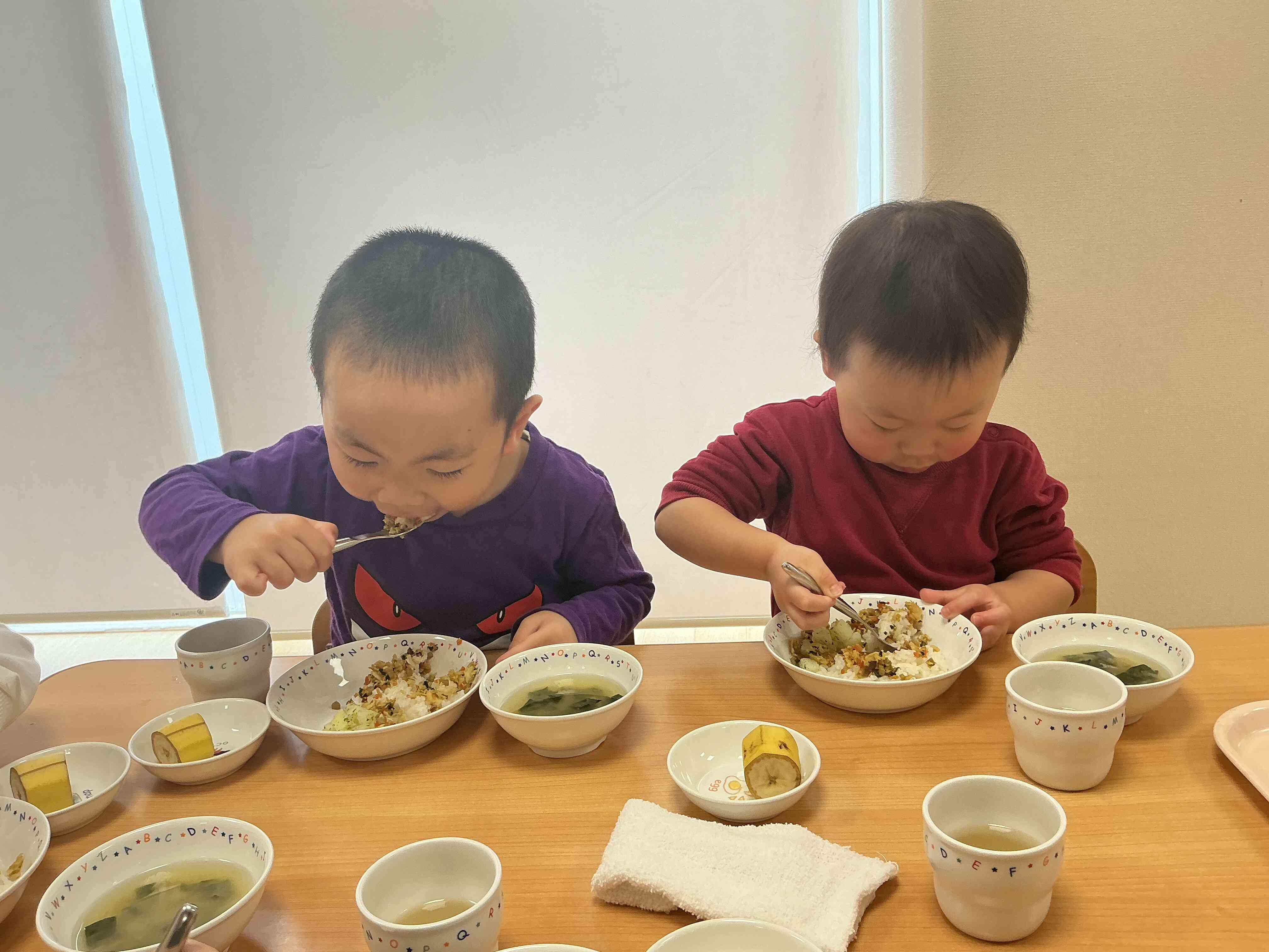 大きな声で「いただきます！！」☆