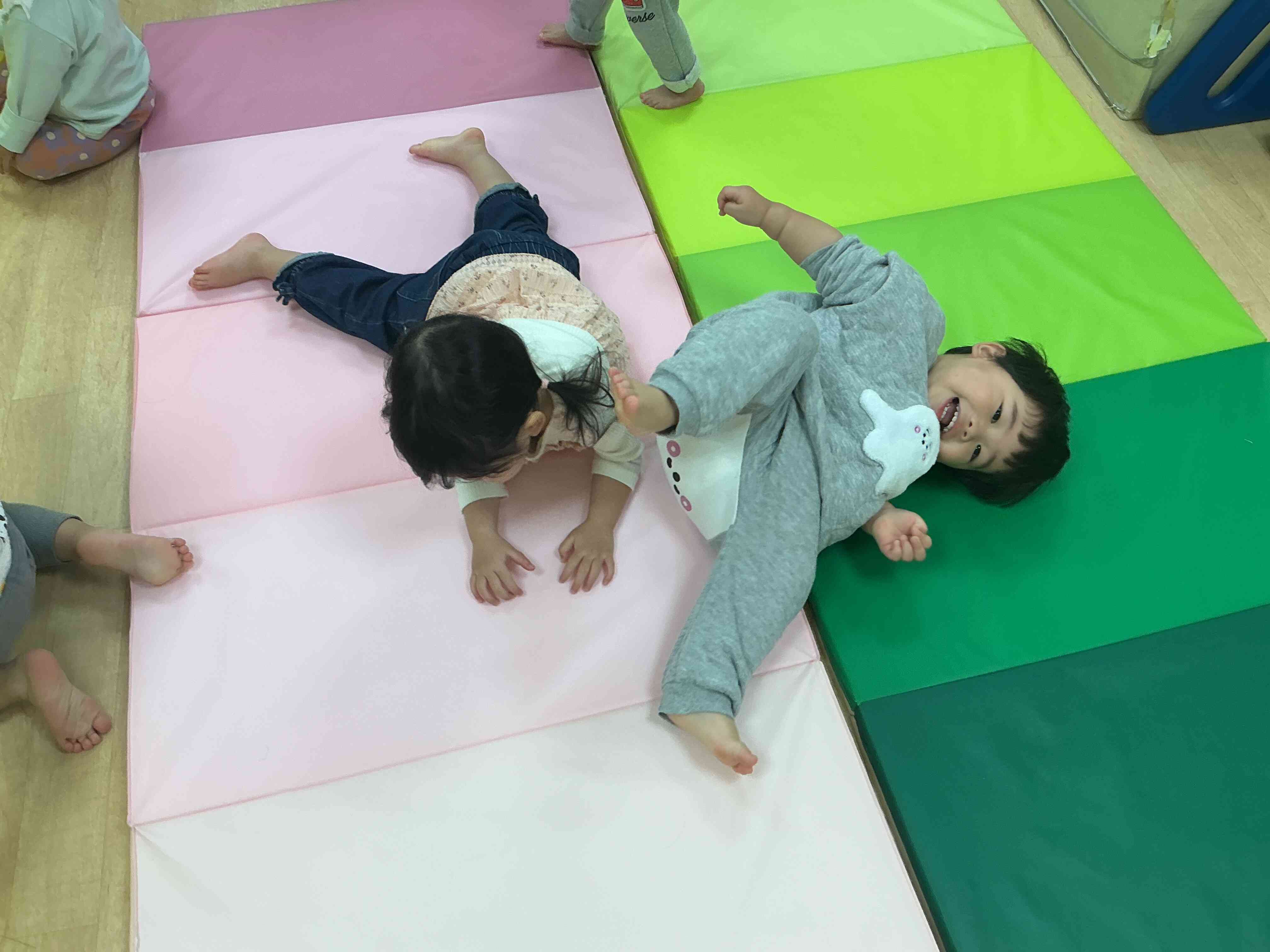 マットでコロコロ楽しいね⭐︎