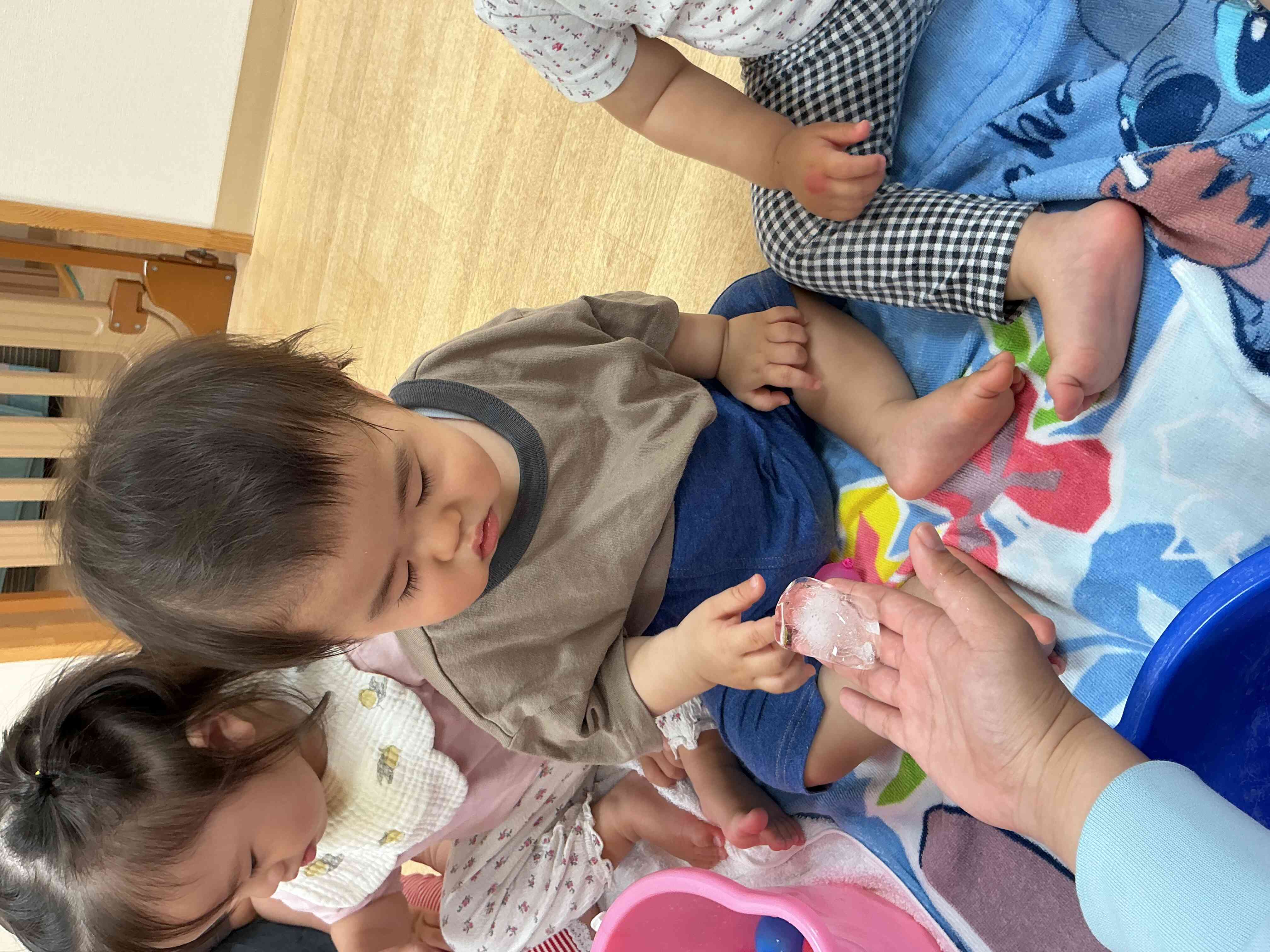 慎重に…！