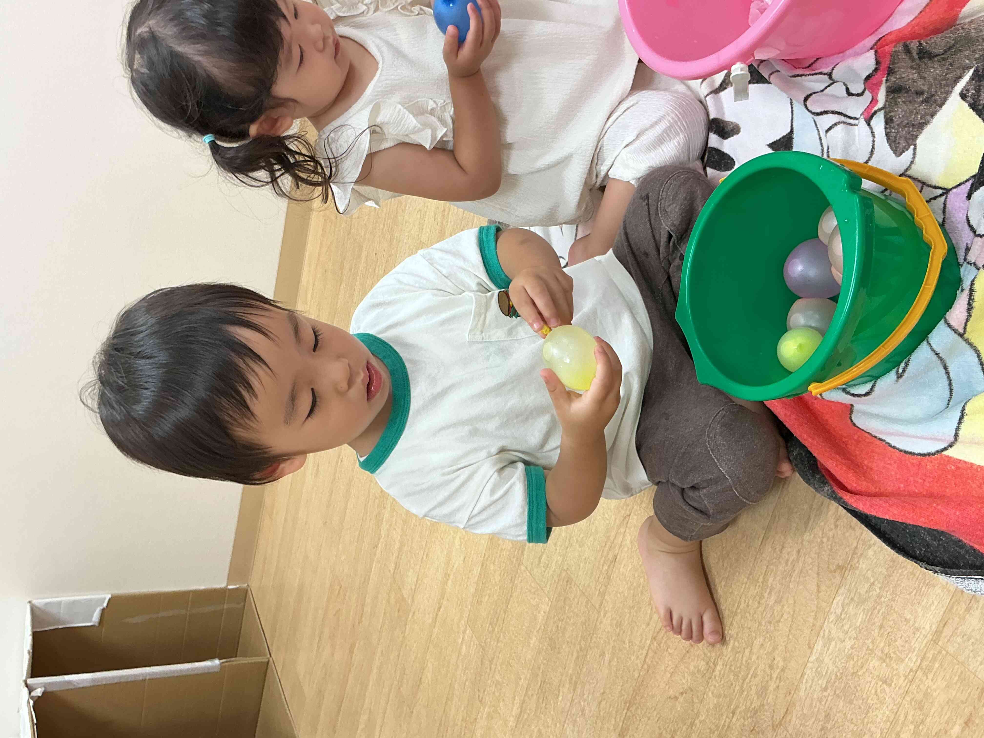 感触遊び