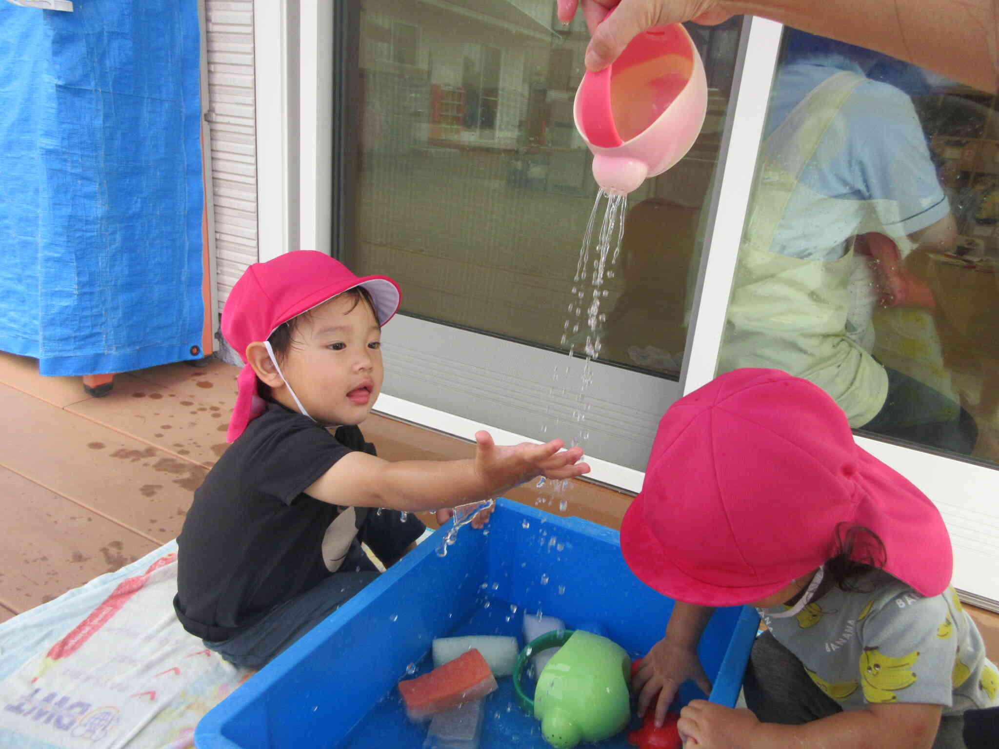 シャワーだよ！（あひる組・1歳児）