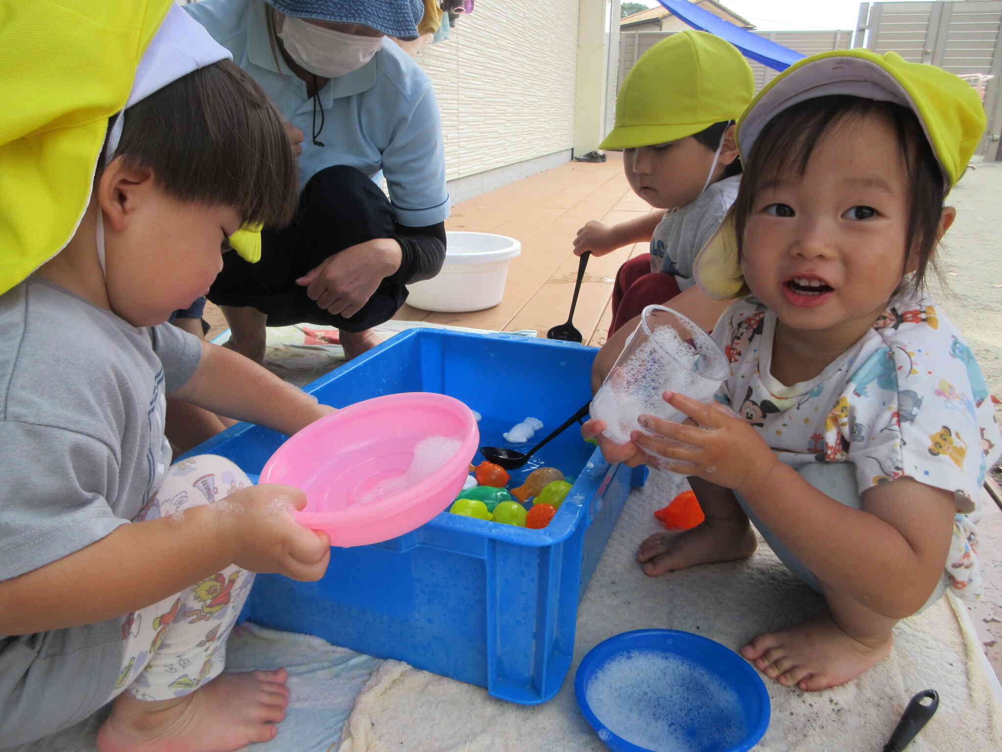あわあわ♪（うさぎ組・2歳児）