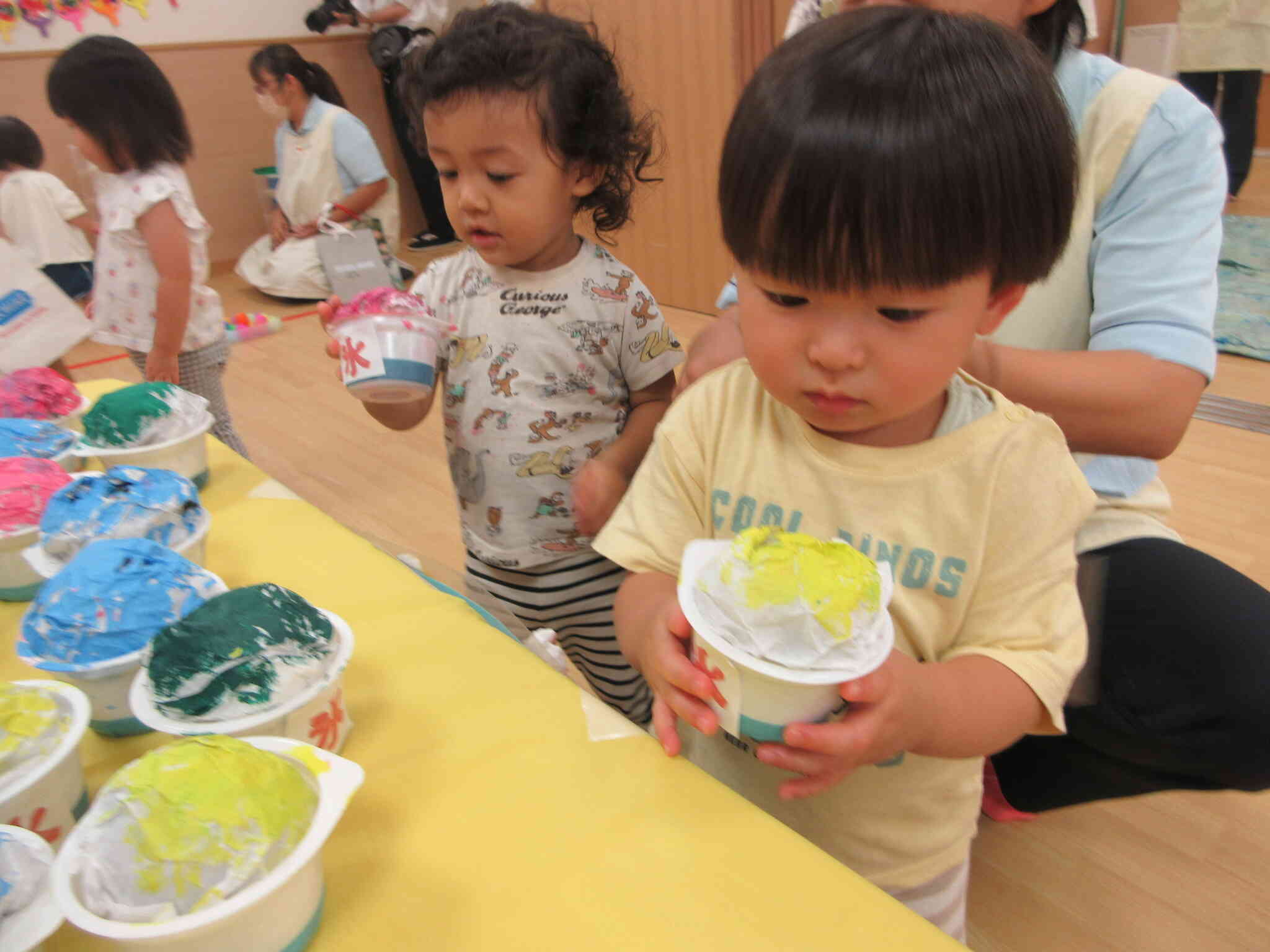 レモン味のかきごおりをお持ちかえりです♪