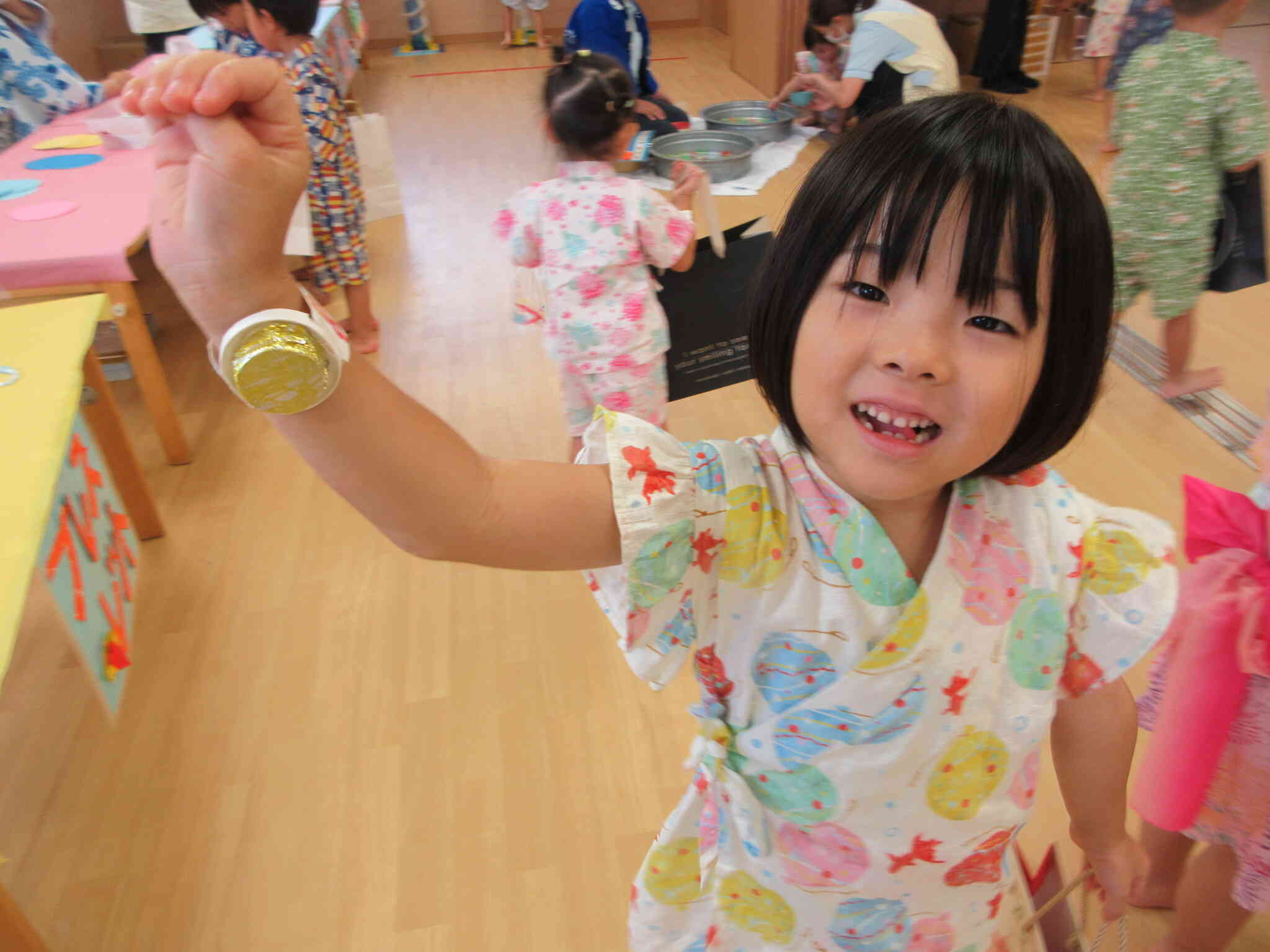 　　５歳児が作ったブレスレット☆　　　　　　　　　　　　　