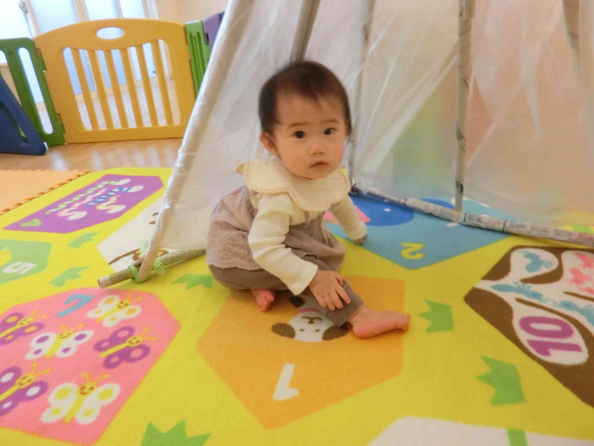 探索活動「みーつけた！」【0歳児】｜ニチイキッズ酒田にいだ保育園
