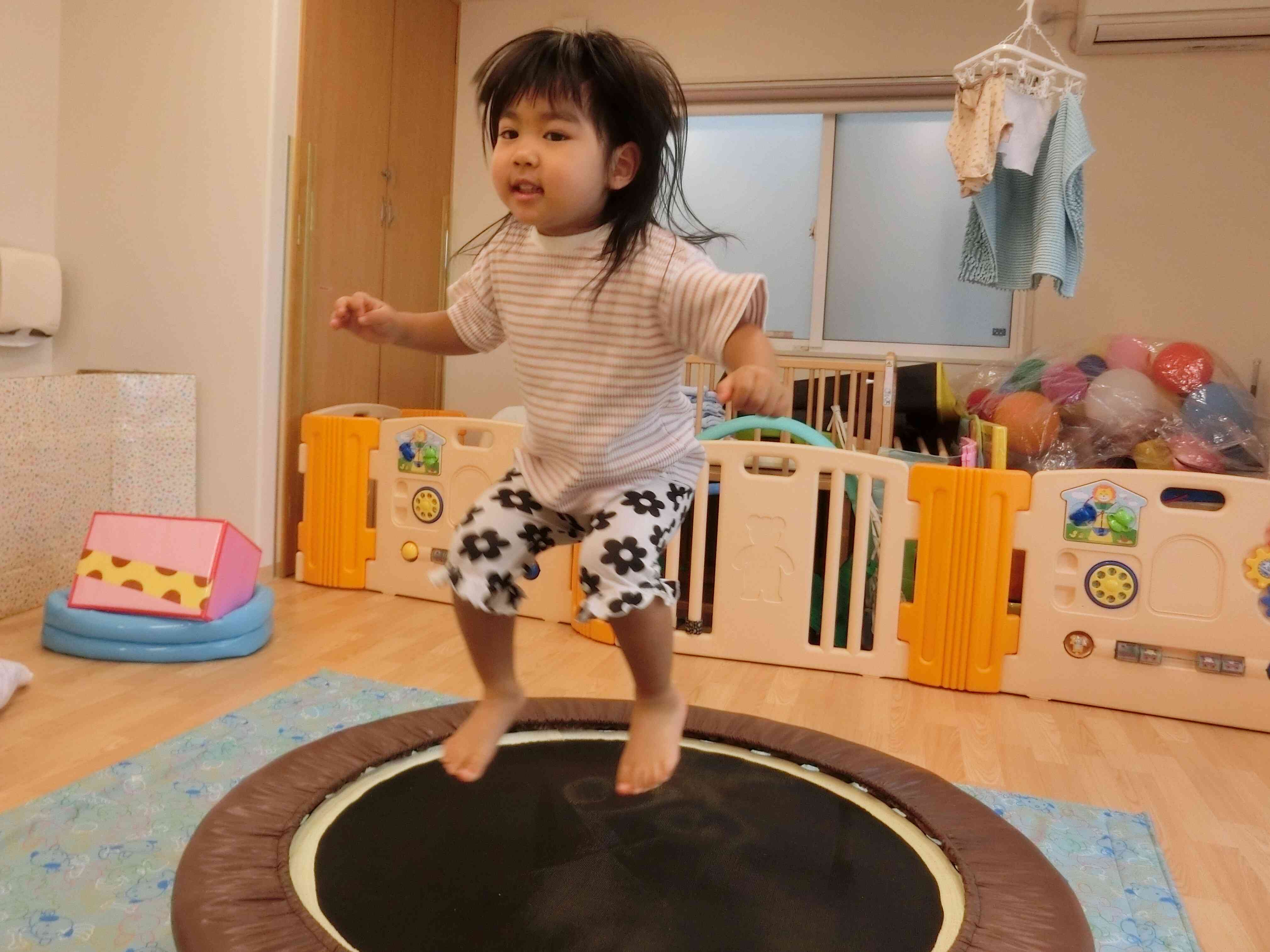 ジャンプジャンプ、楽しいね♪