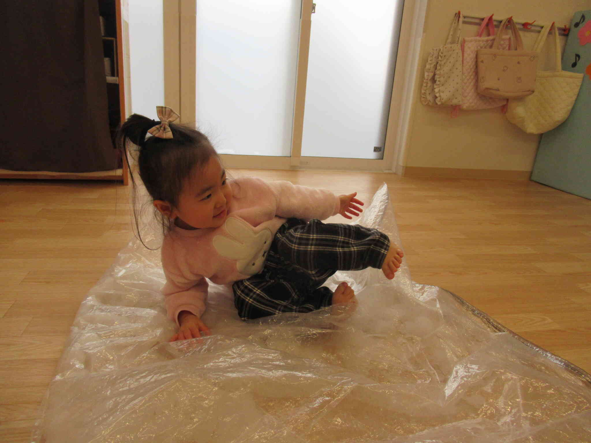 雪が溶けた感触もおもしろいね♪