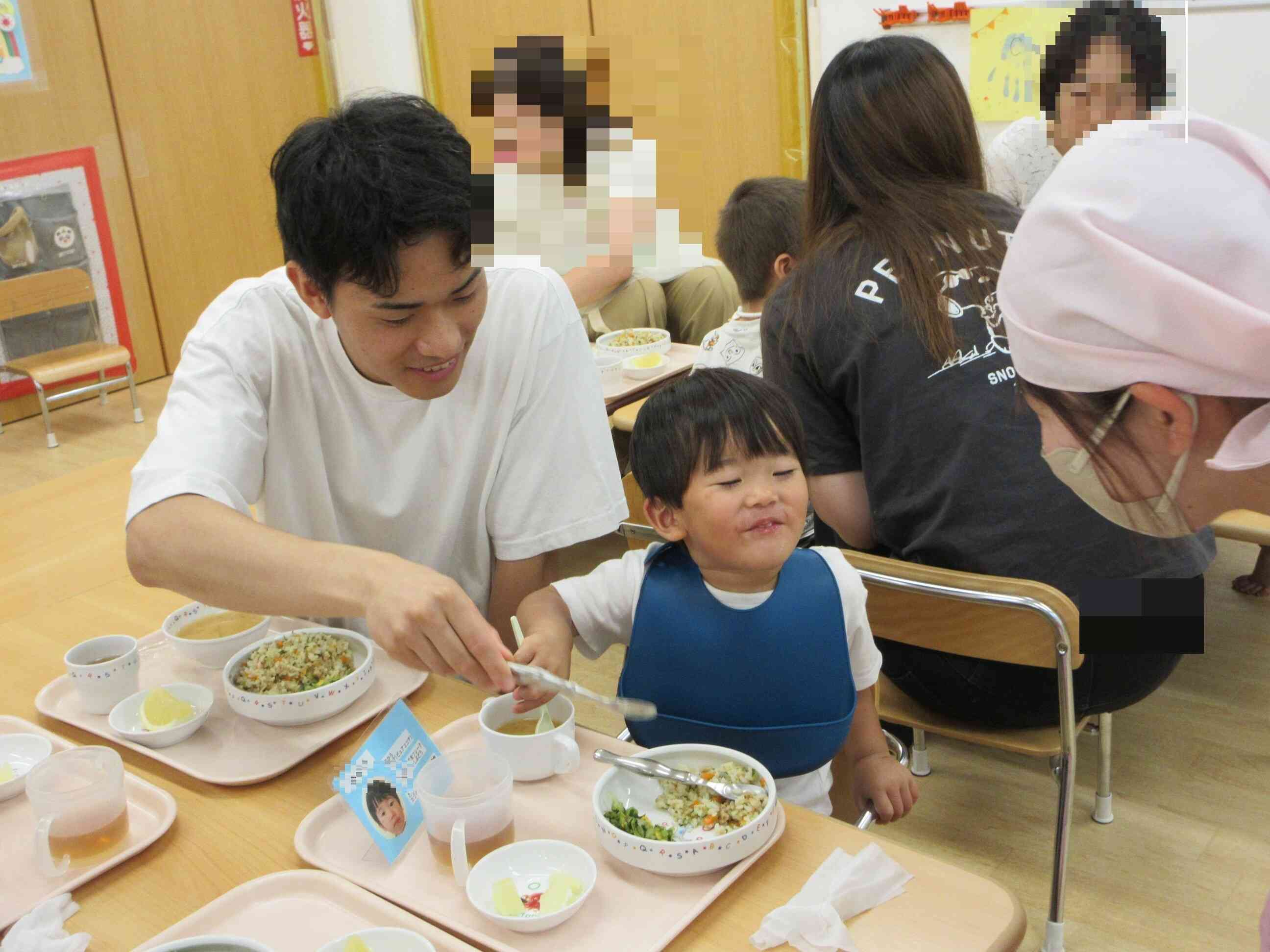 今日はいつもに増して美味しいね。思わず笑みがでちゃいました。