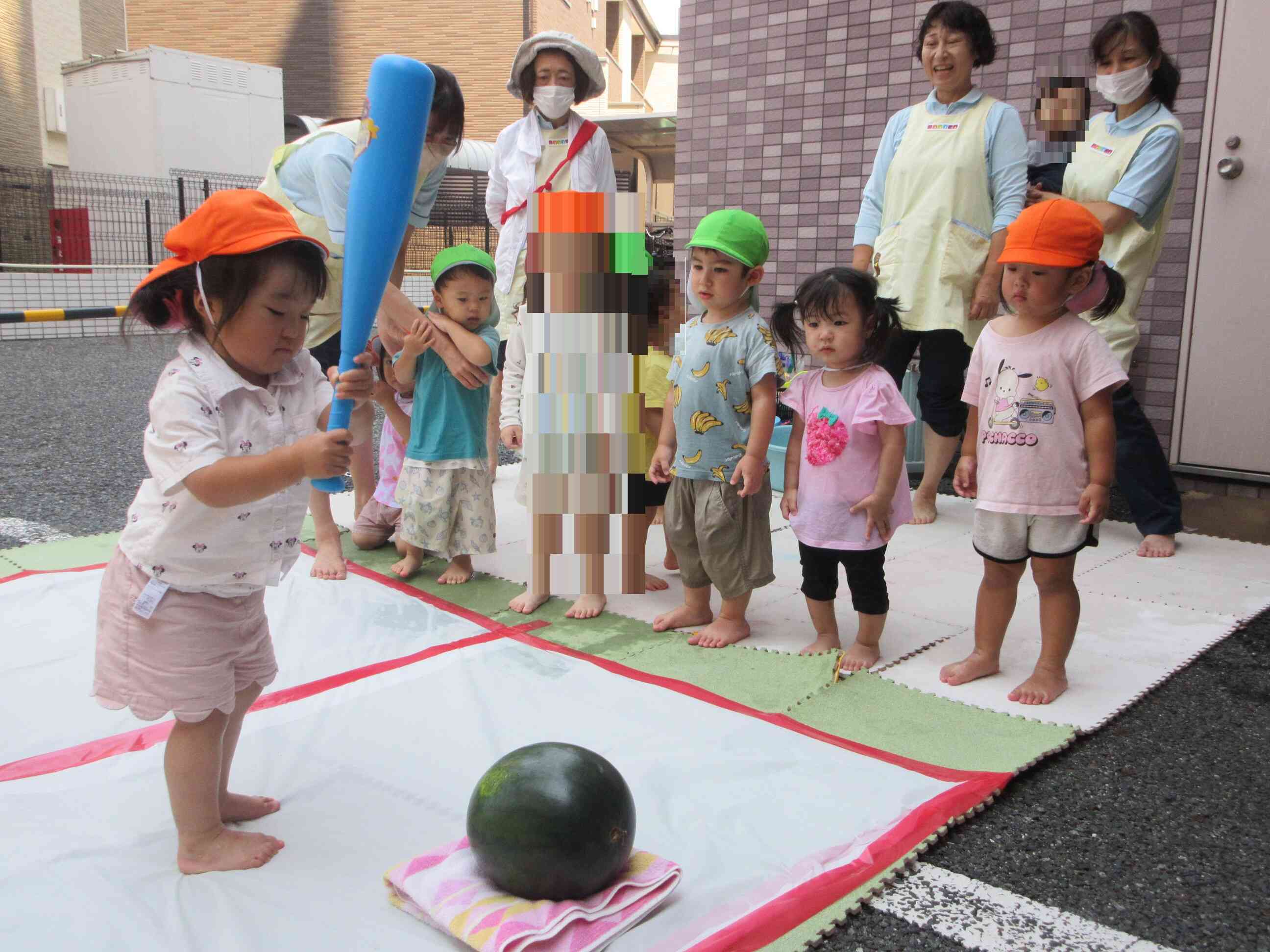 なかなか割れないね