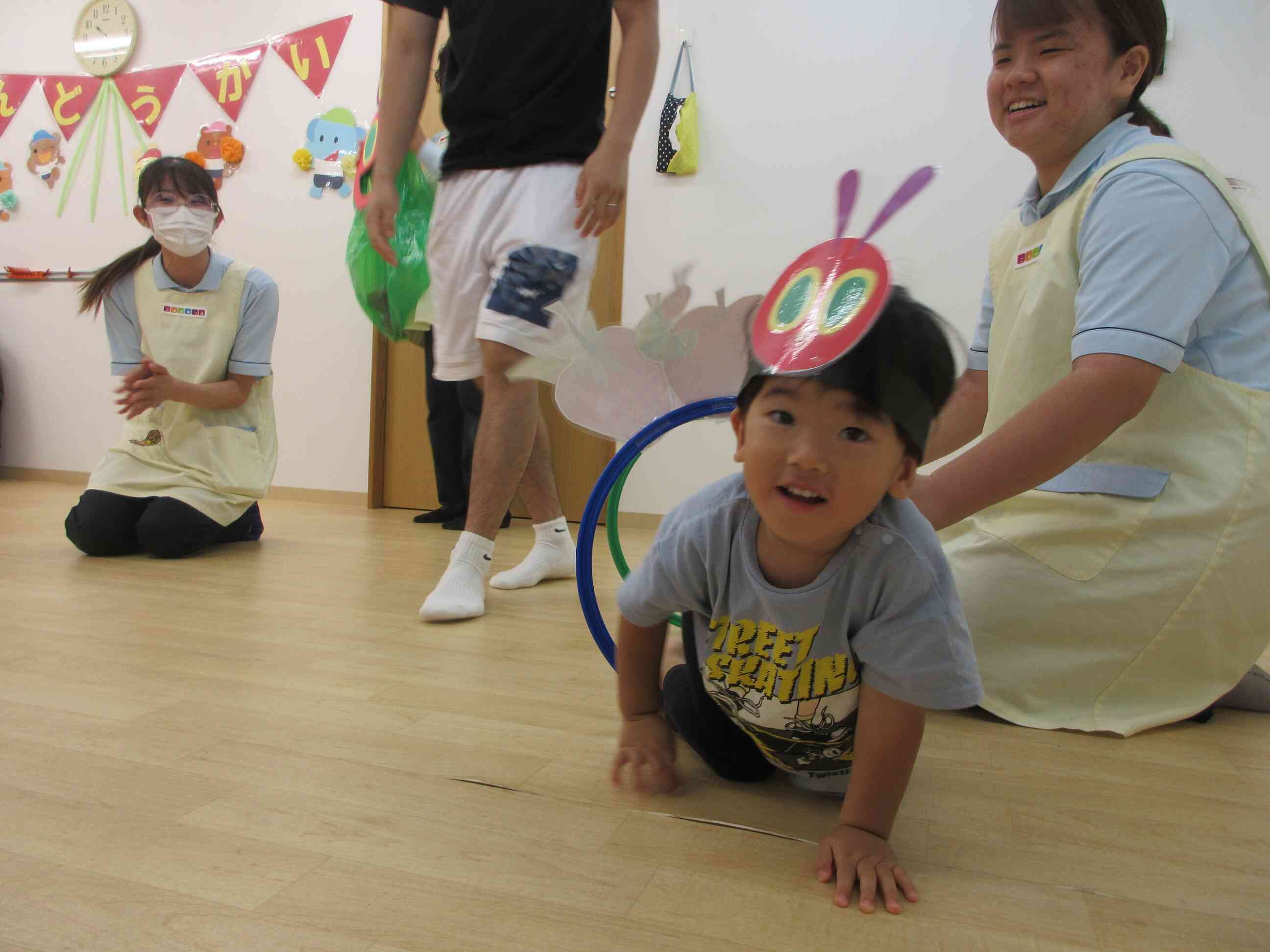 あおむしくん。ちょうちょに変身まであと少し！