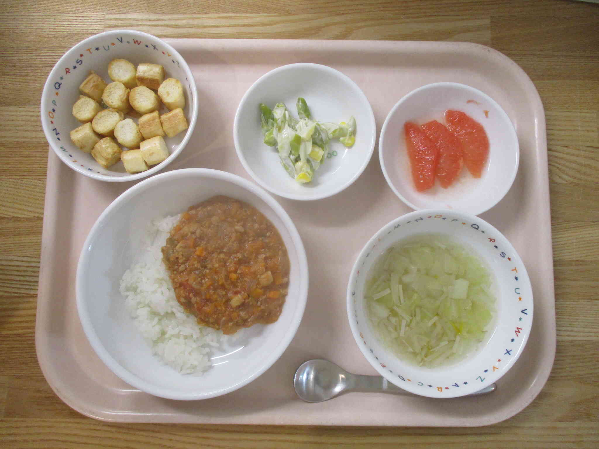 5月19日の給食・午後のおやつ