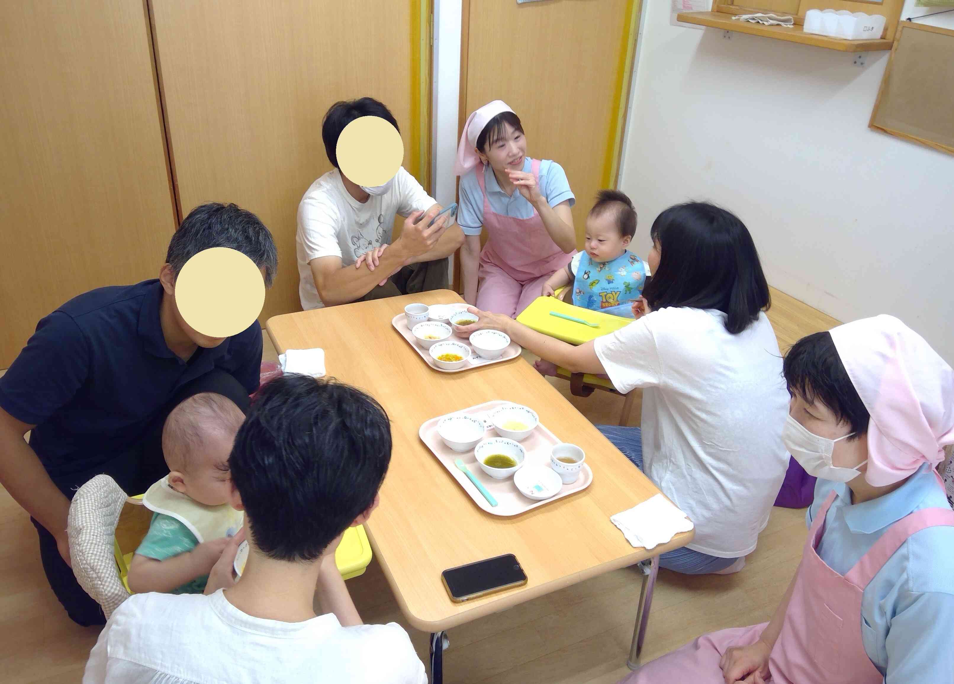 【0歳児】クラス懇談会・離乳食会