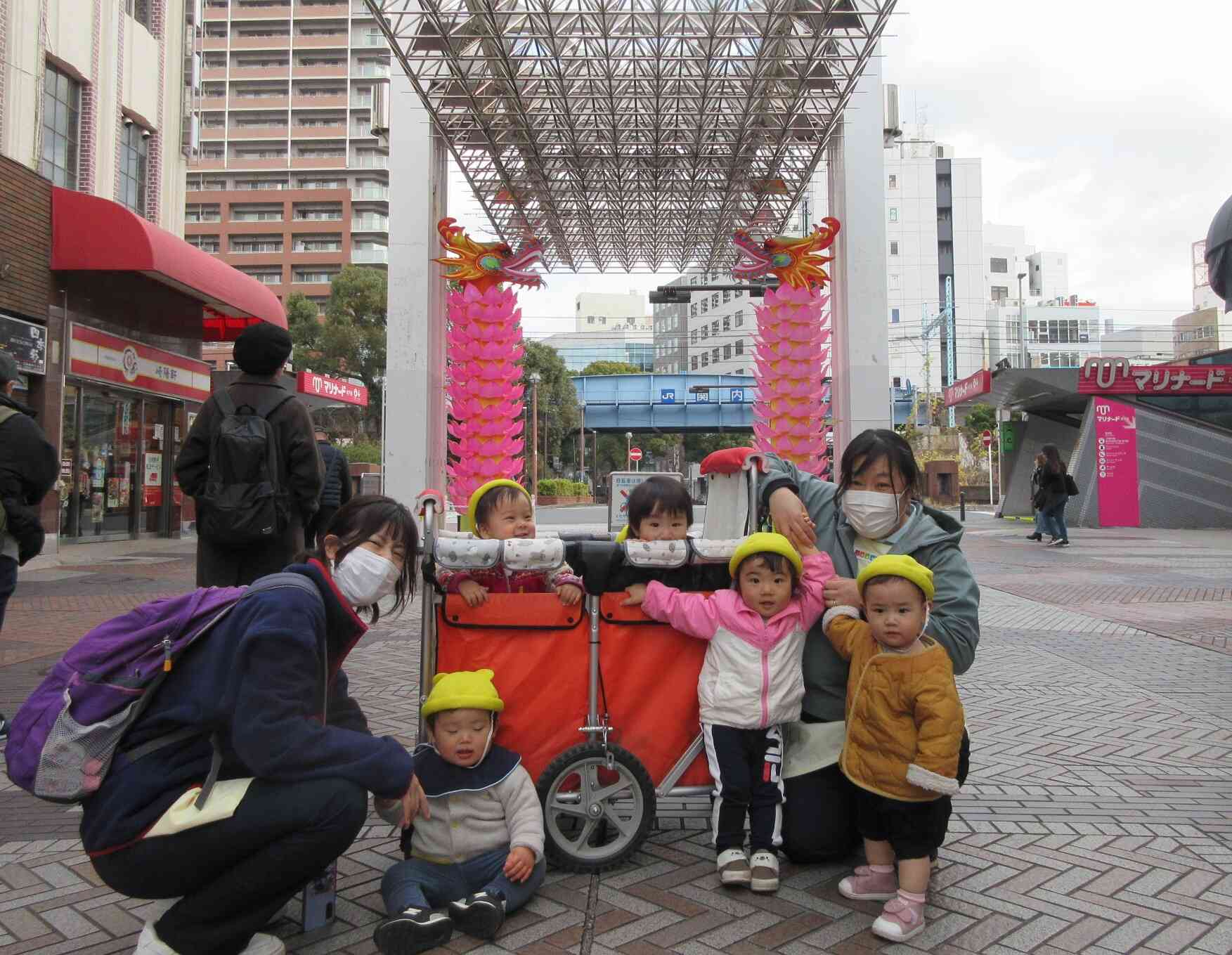 お散歩に行きました！（0歳児）｜ニチイキッズ桜木町保育園