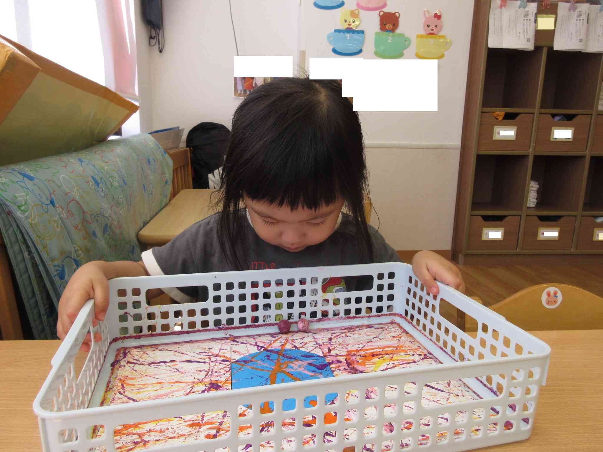 ビー玉はここにあるね♪