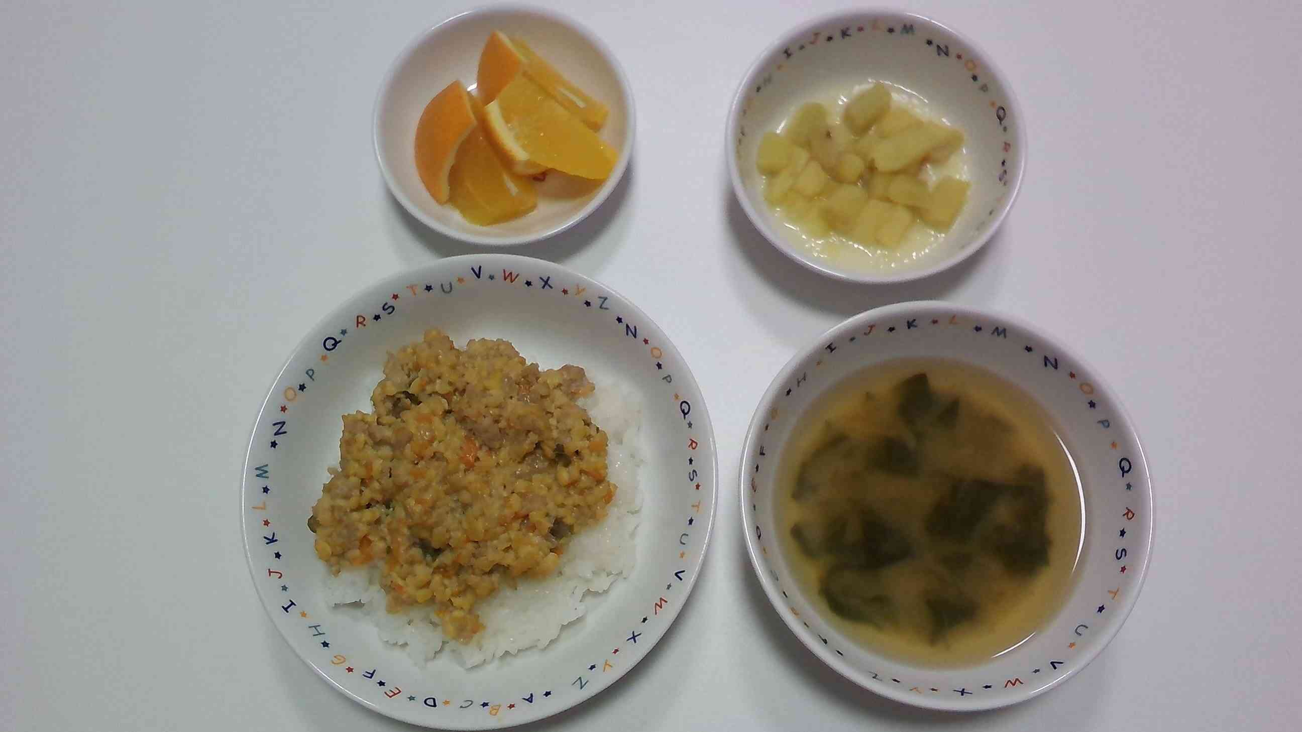 野菜、お肉がたっぷり入った 炒め納豆丼は栄養満点！