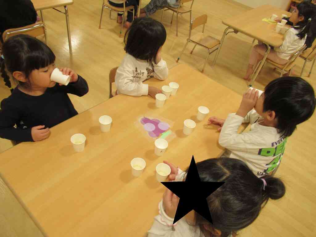 ドキドキしながら飲んでいましたよ。これはどんな味かな・・？