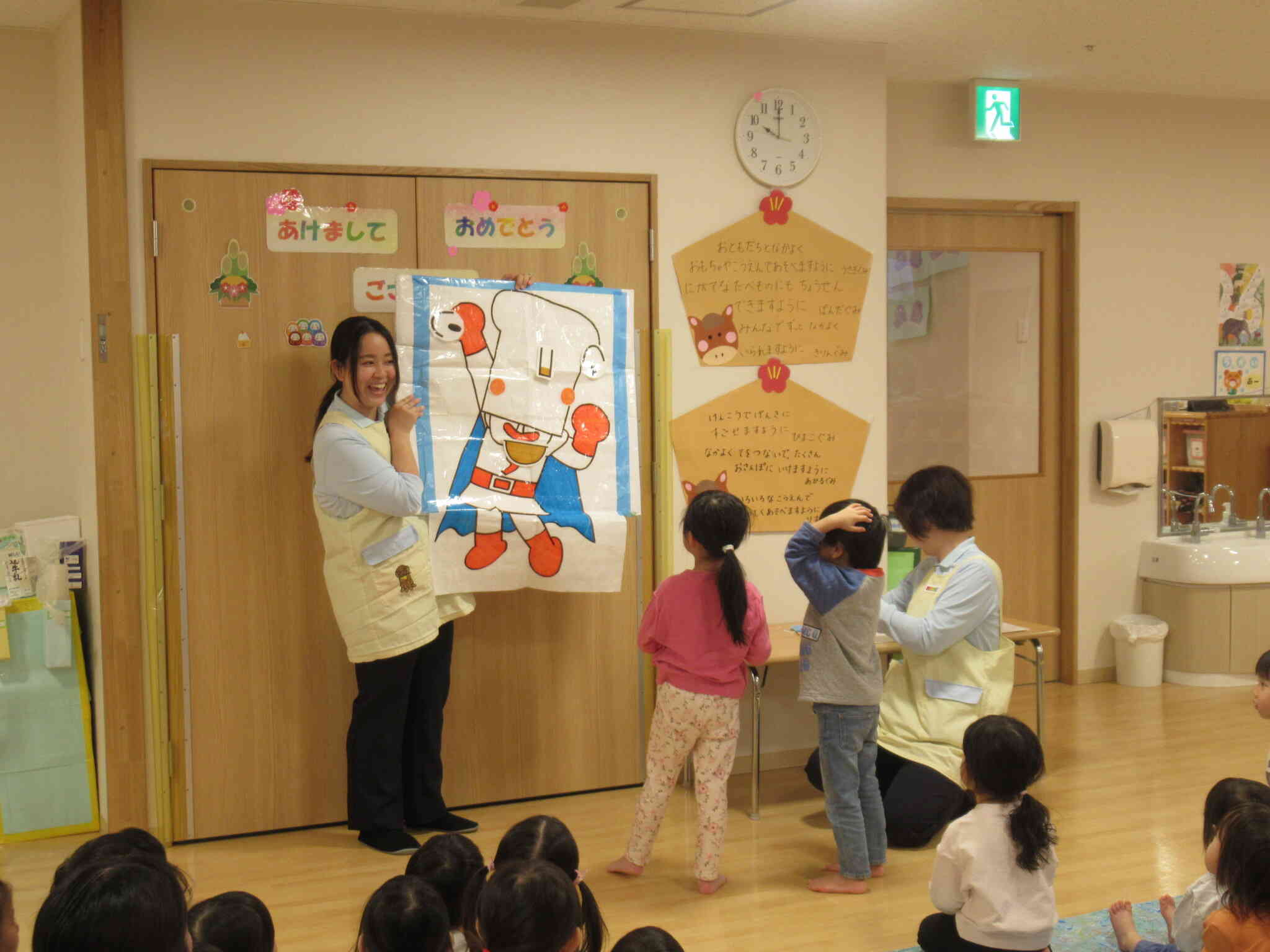 びっくりな食パンマンのできあがり！見ているお友達も大盛り上がりでしたよ。