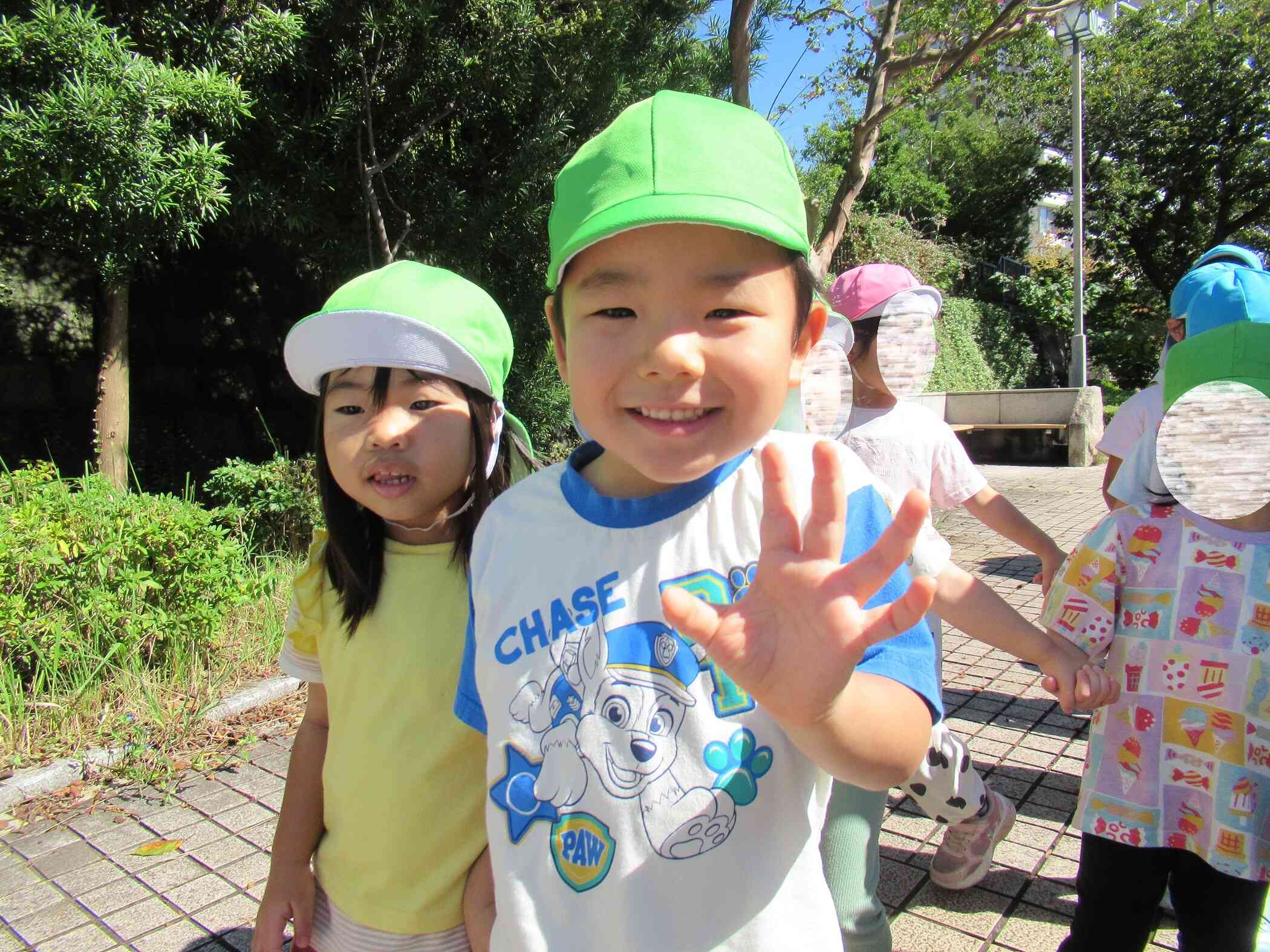 秋のお散歩（うさぎ組　３歳児）