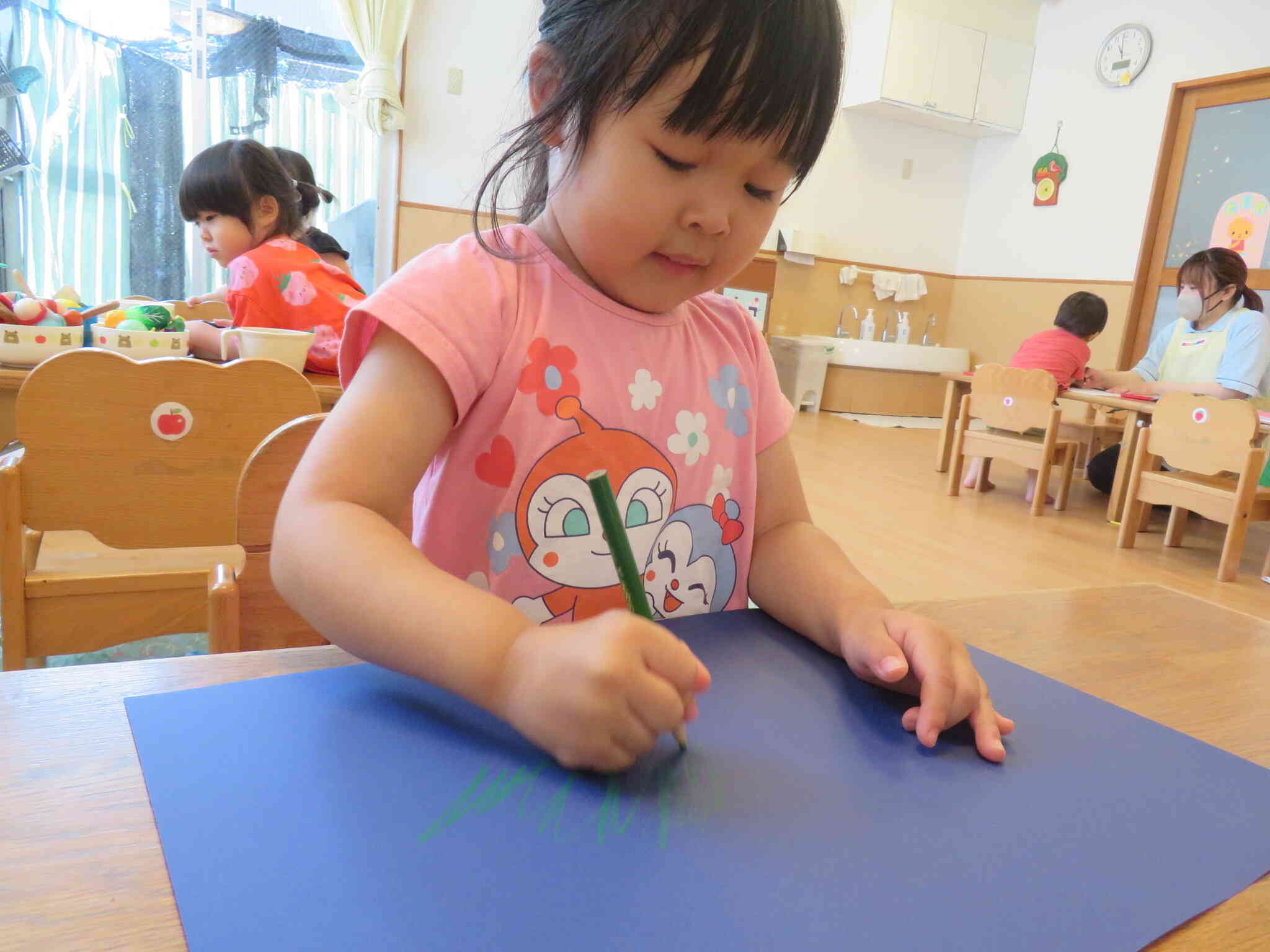 色鉛筆でお絵かき