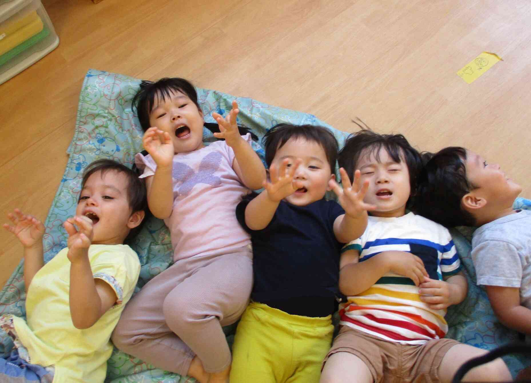 室内遊び（2歳児クラス）