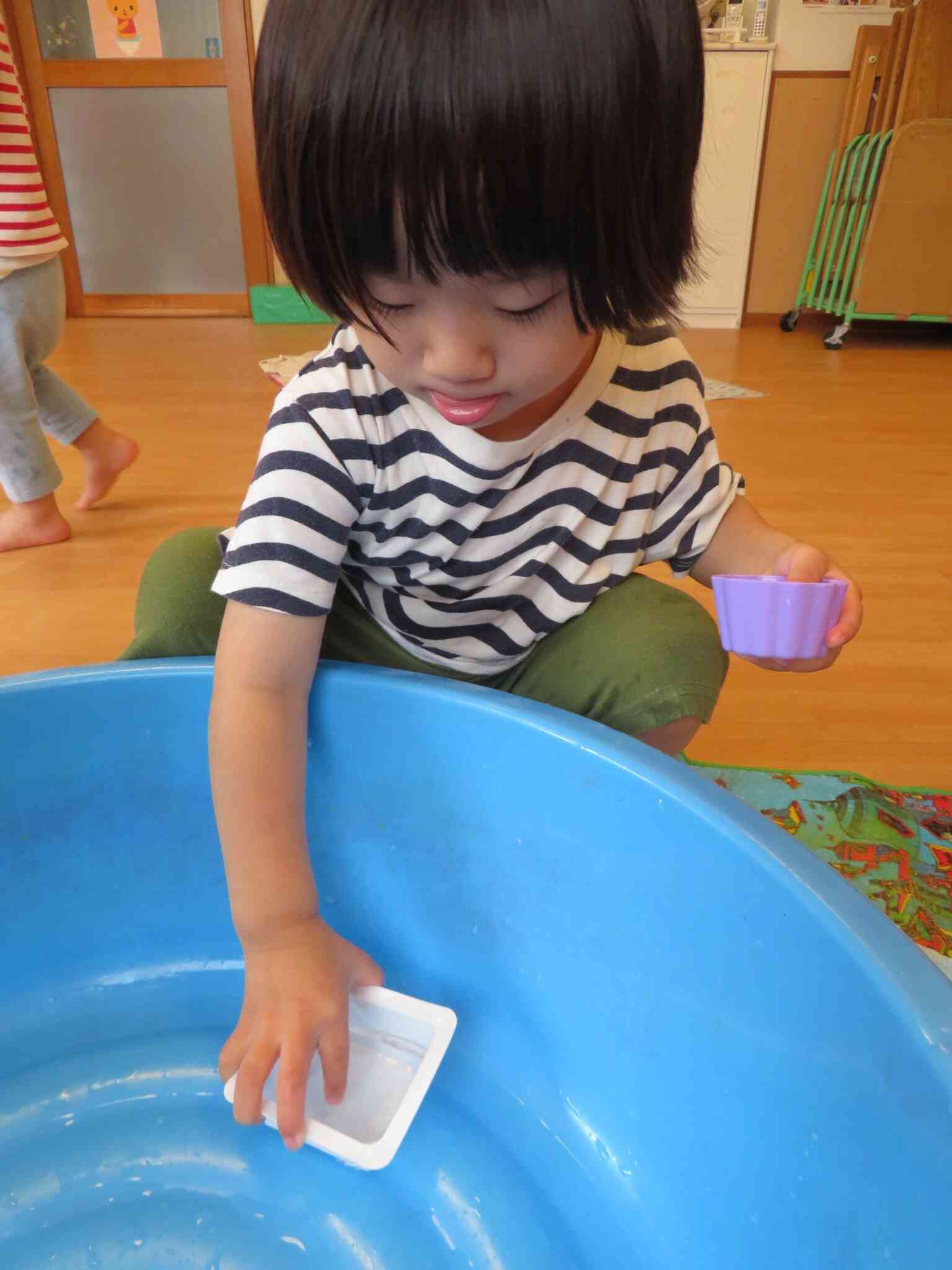 そーっとね…