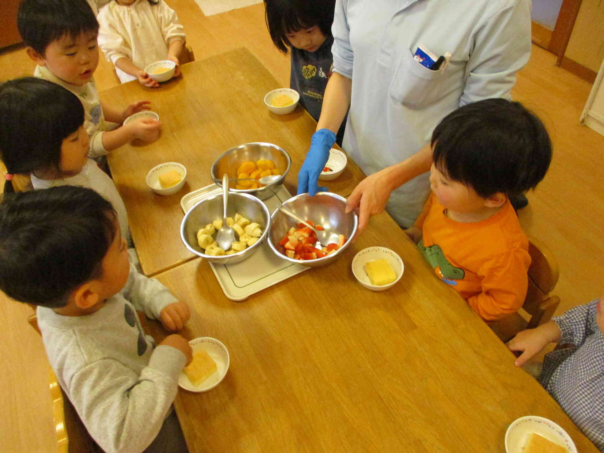 いちごとバナナとみかん…どれにしようかな