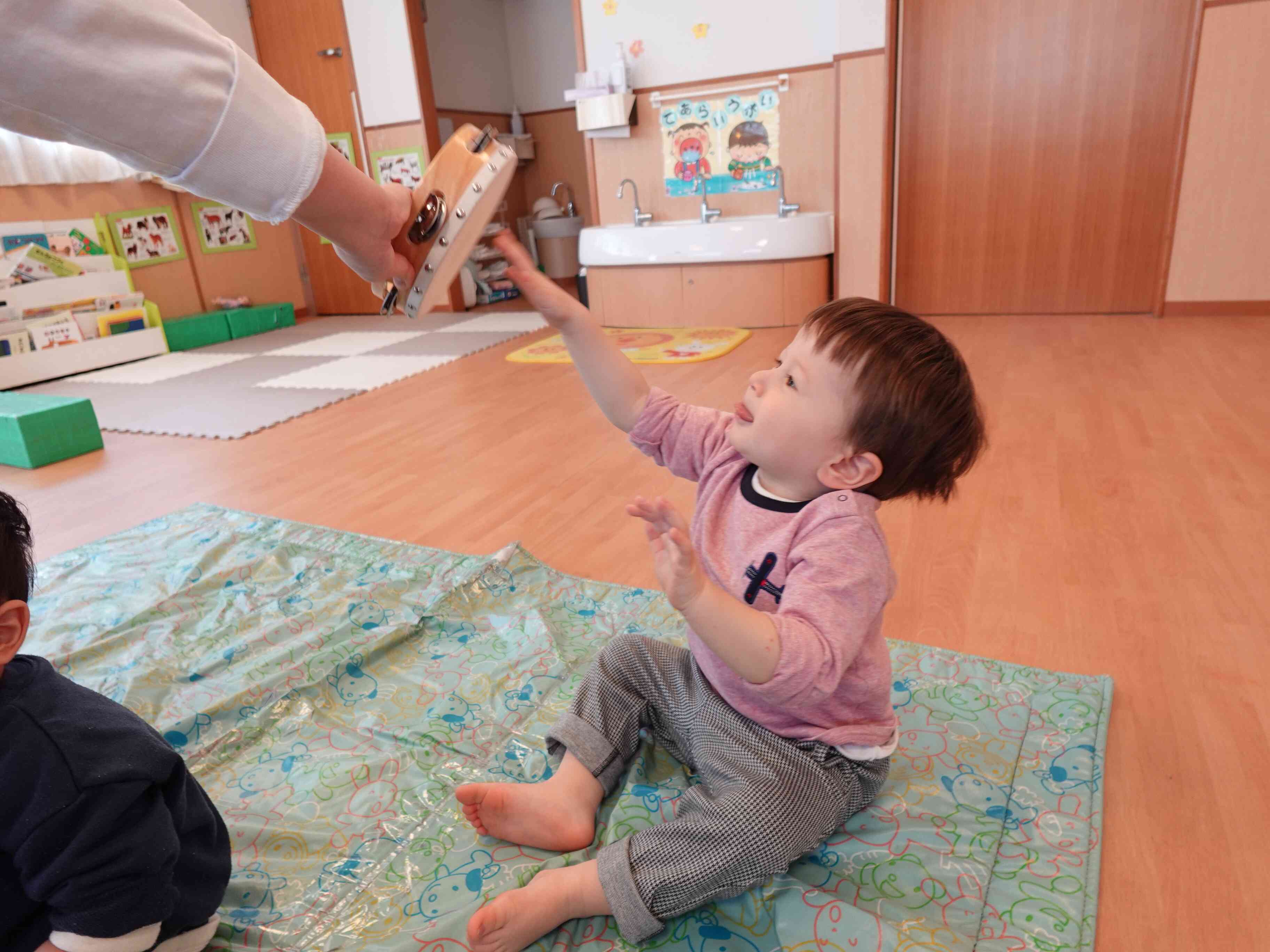 １歳児クラスのリトミック