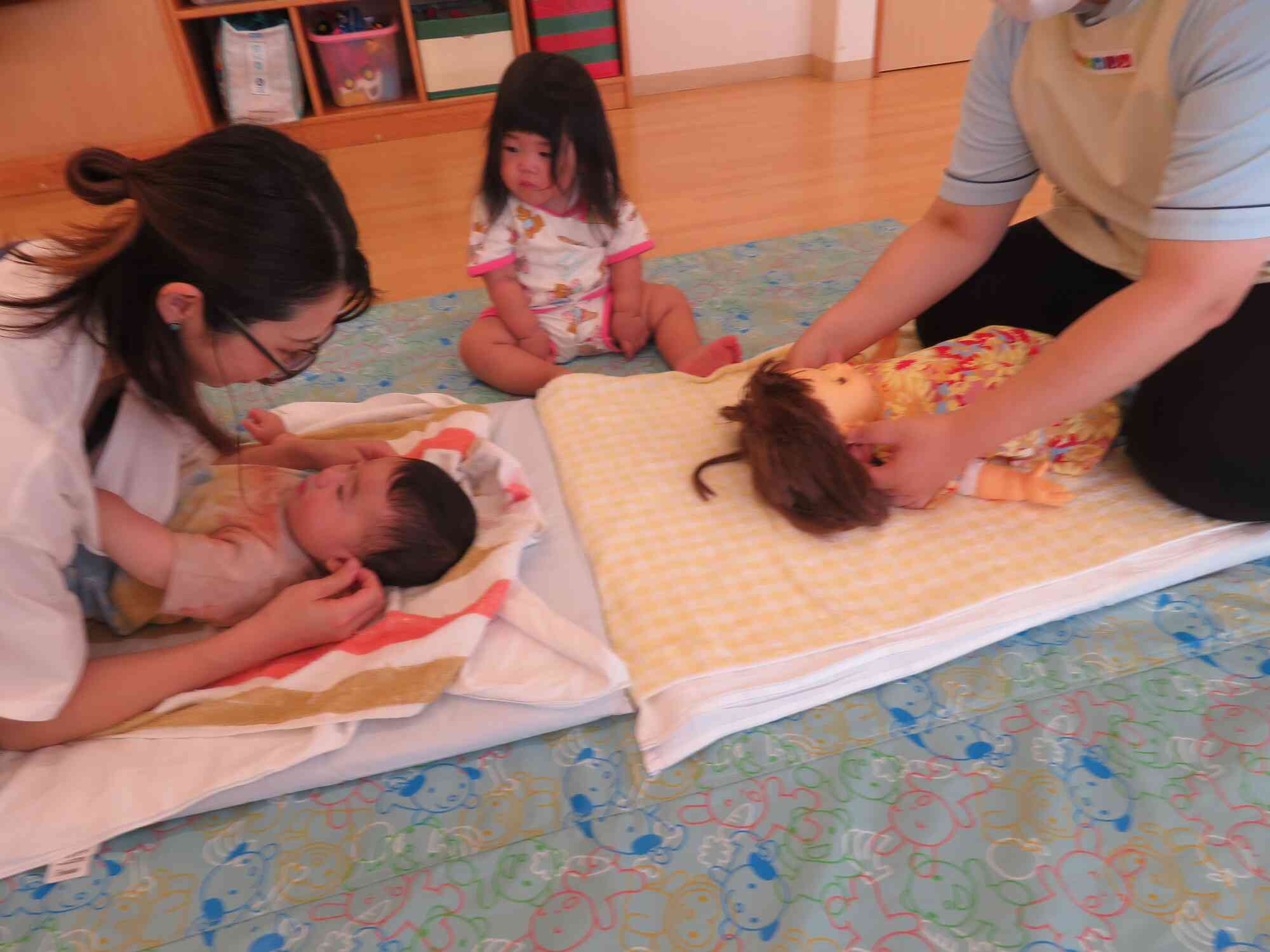 子育てひろば〜ベビーマッサージ〜