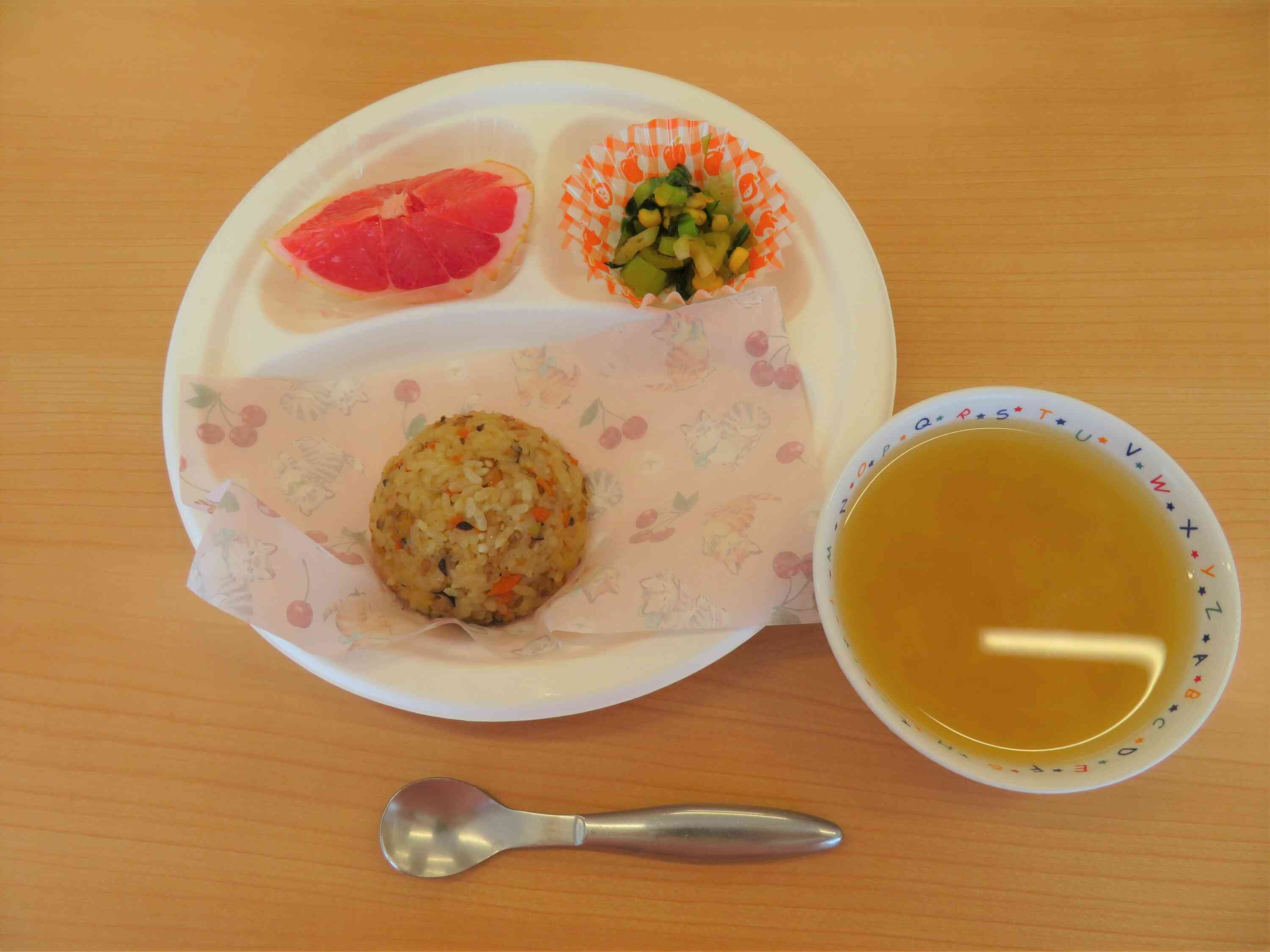 6月生まれのお誕生会のお給食！
