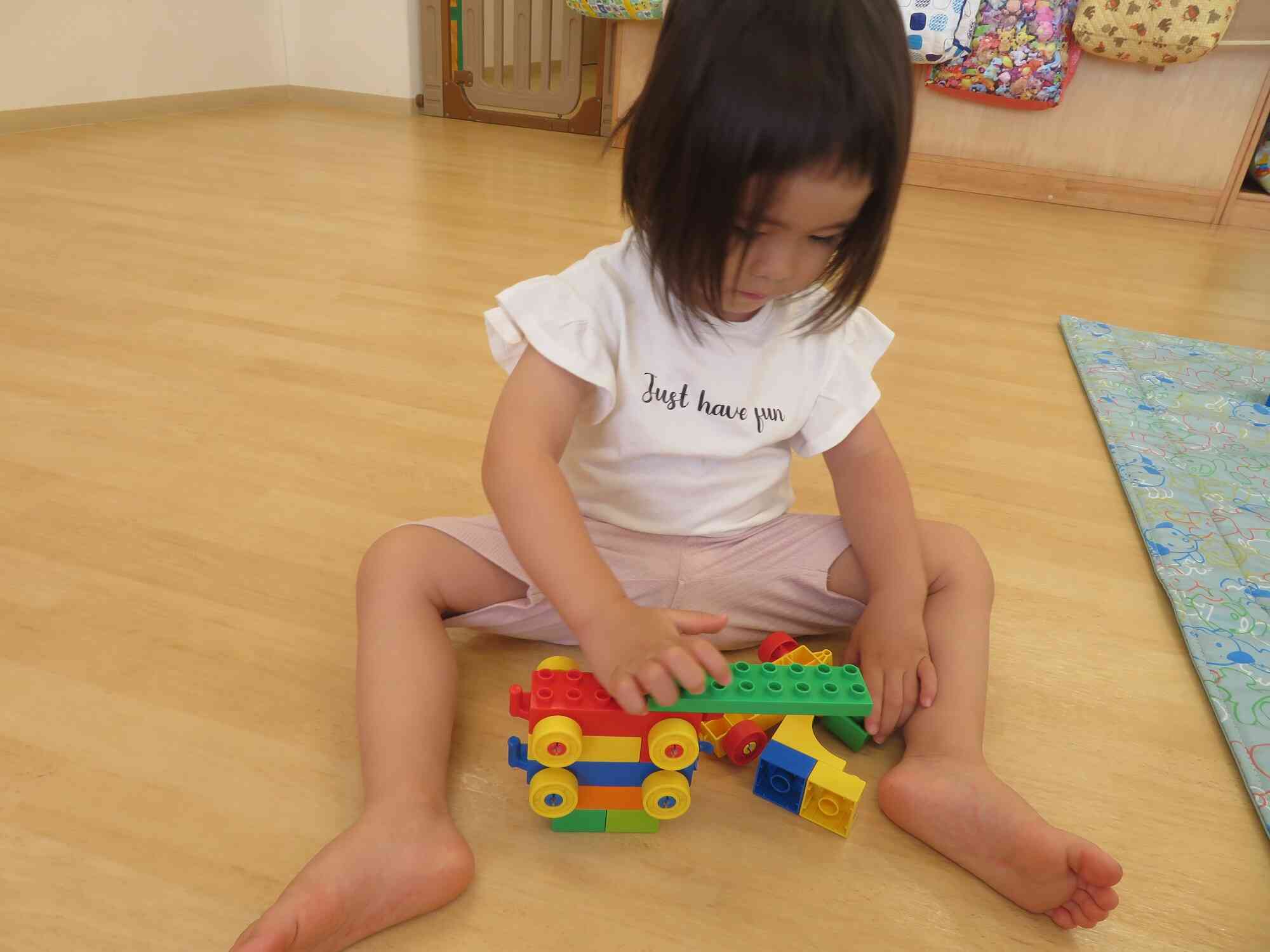 ブロックあそびに夢中です！