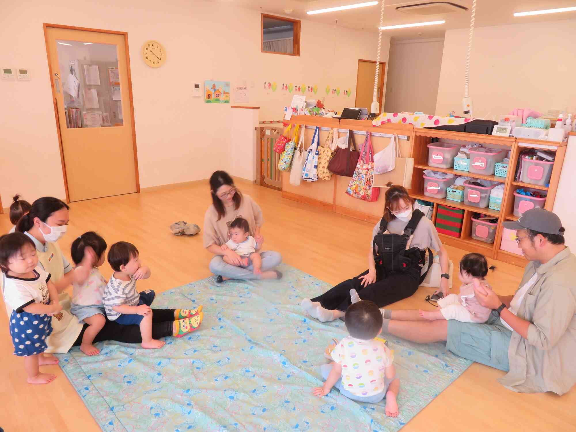 子育てひろば〜ふれあいあそびをたのしもう〜