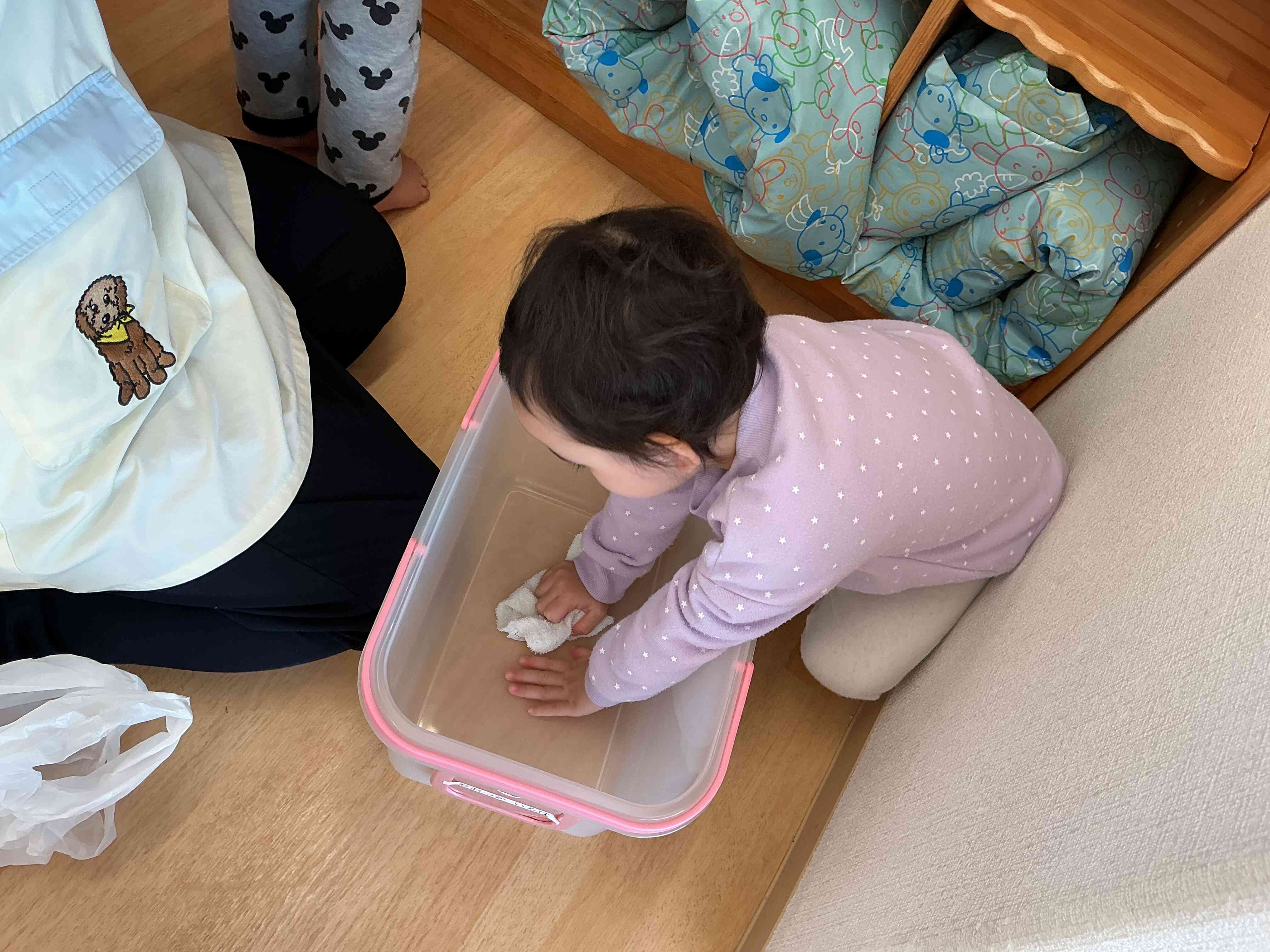 みんなでお部屋を綺麗にするよ〜！