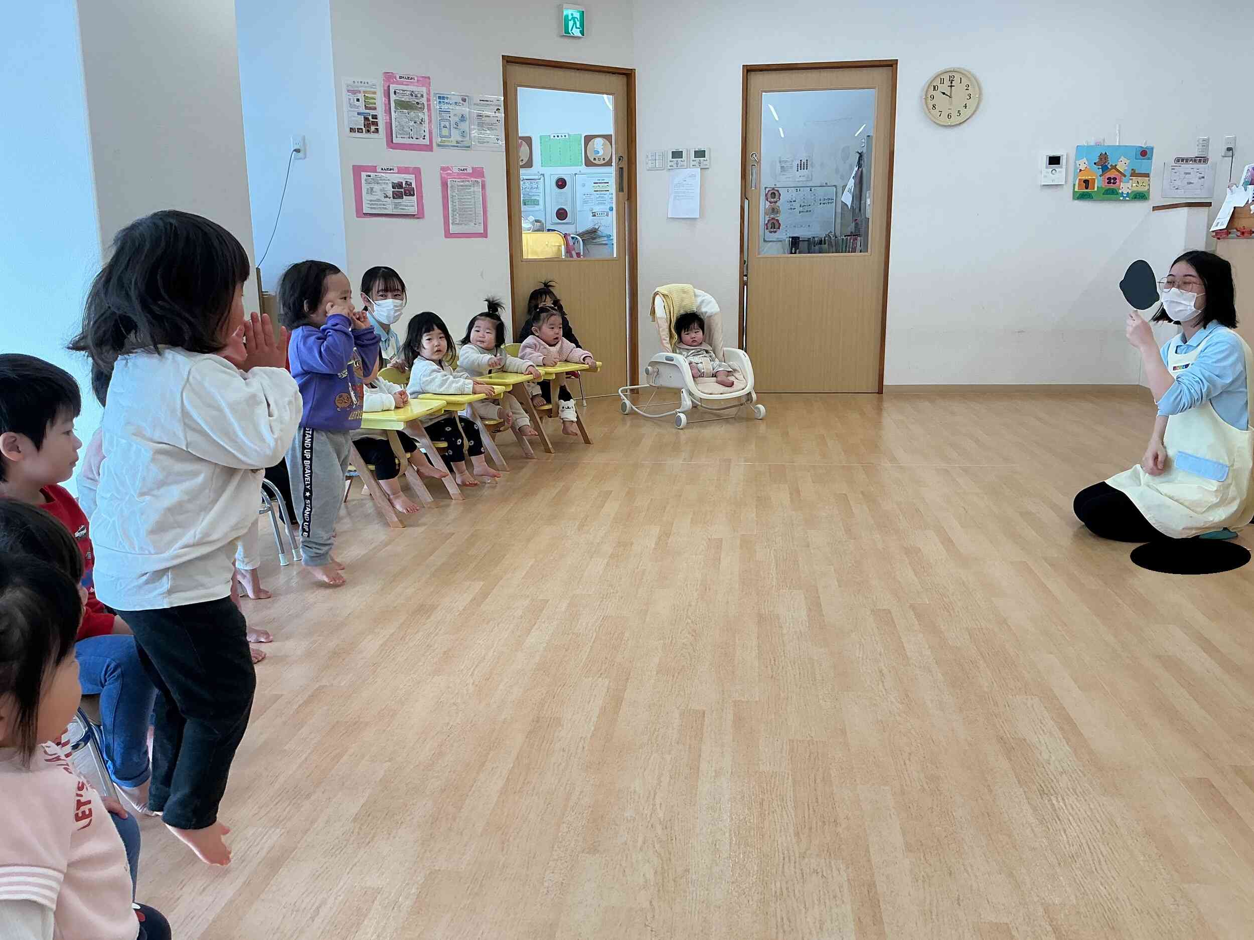 ペープサートを見てシルエットクイズです。