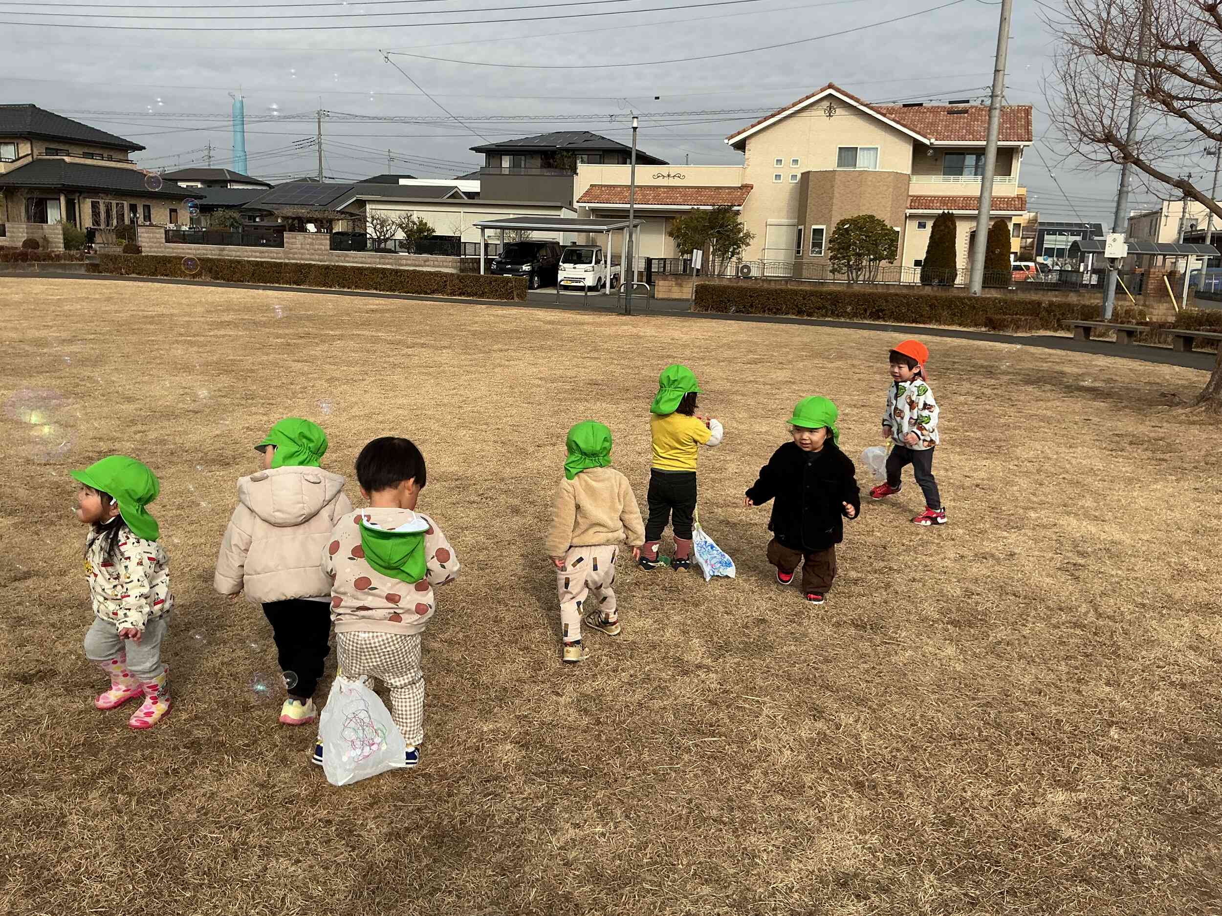 しゃぼん玉 まてまて～♪